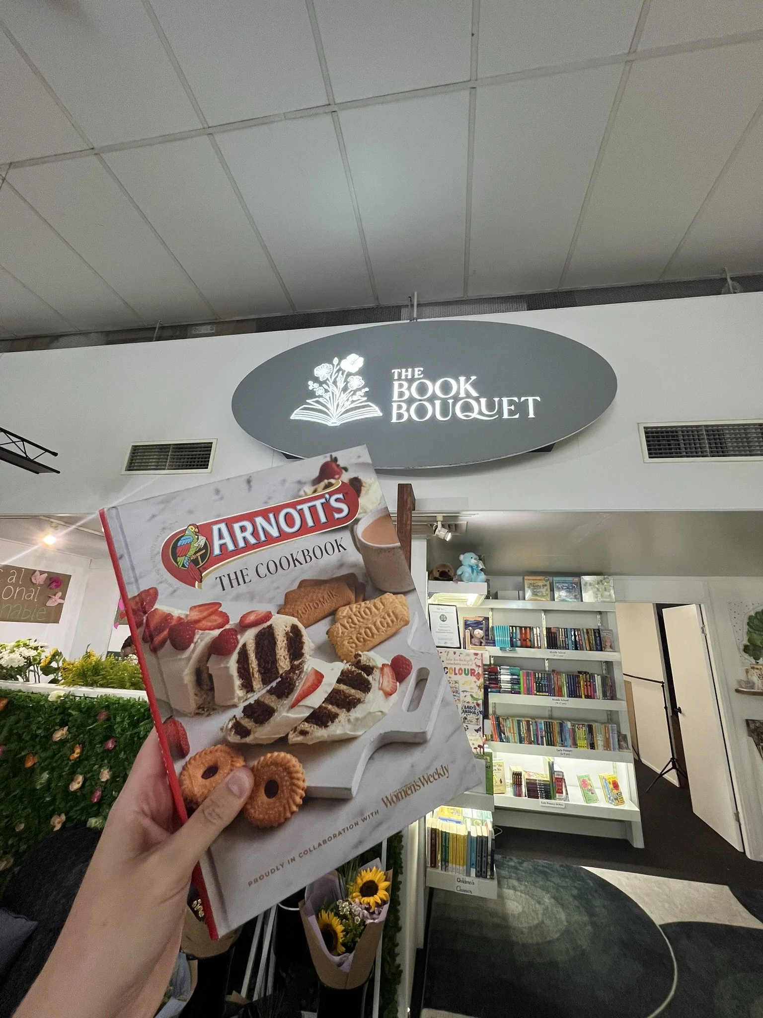 The Book Bouquet 10.JPEG