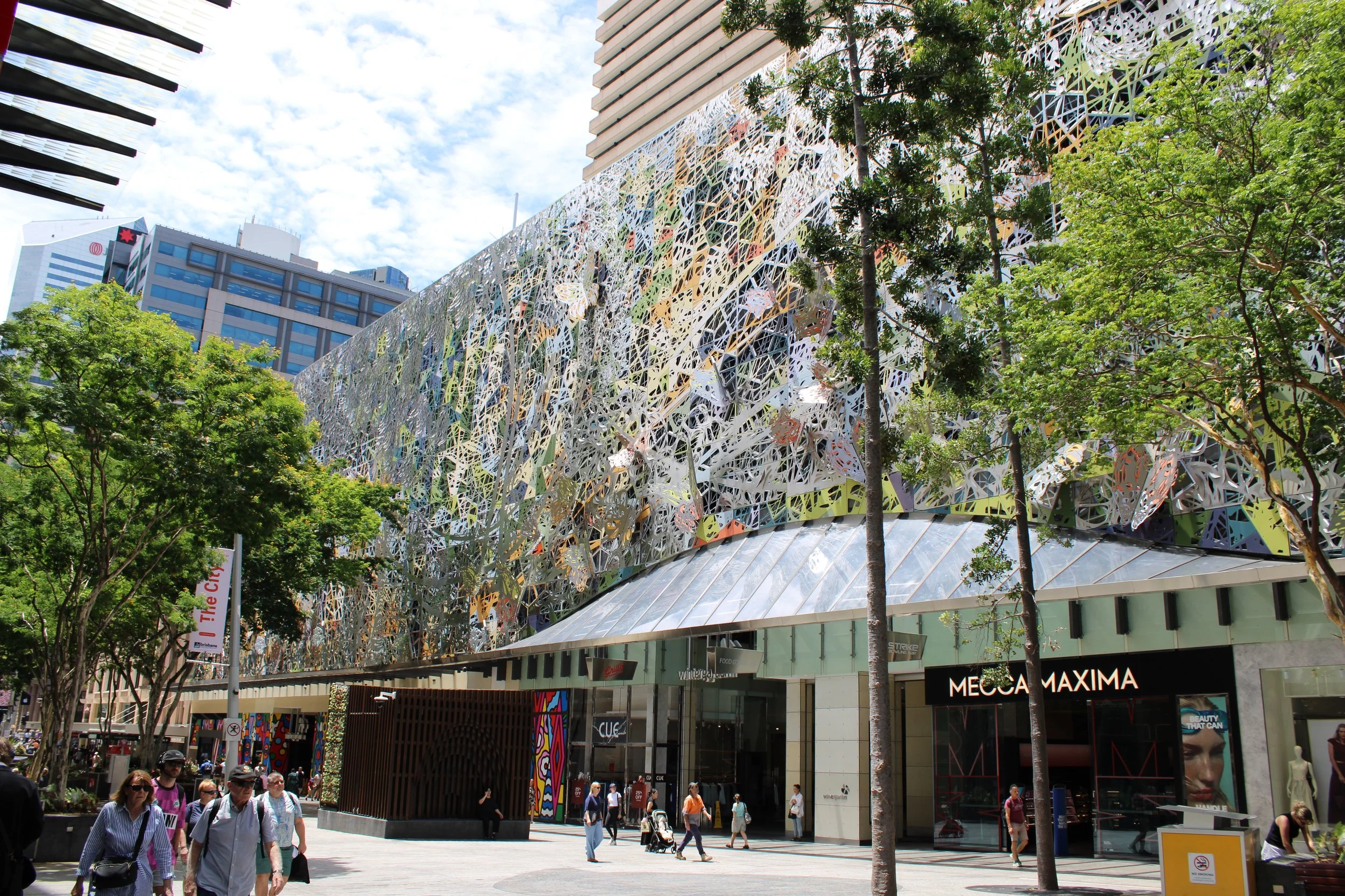 Snap your way through Brisbane's art scene on this inspiring tour