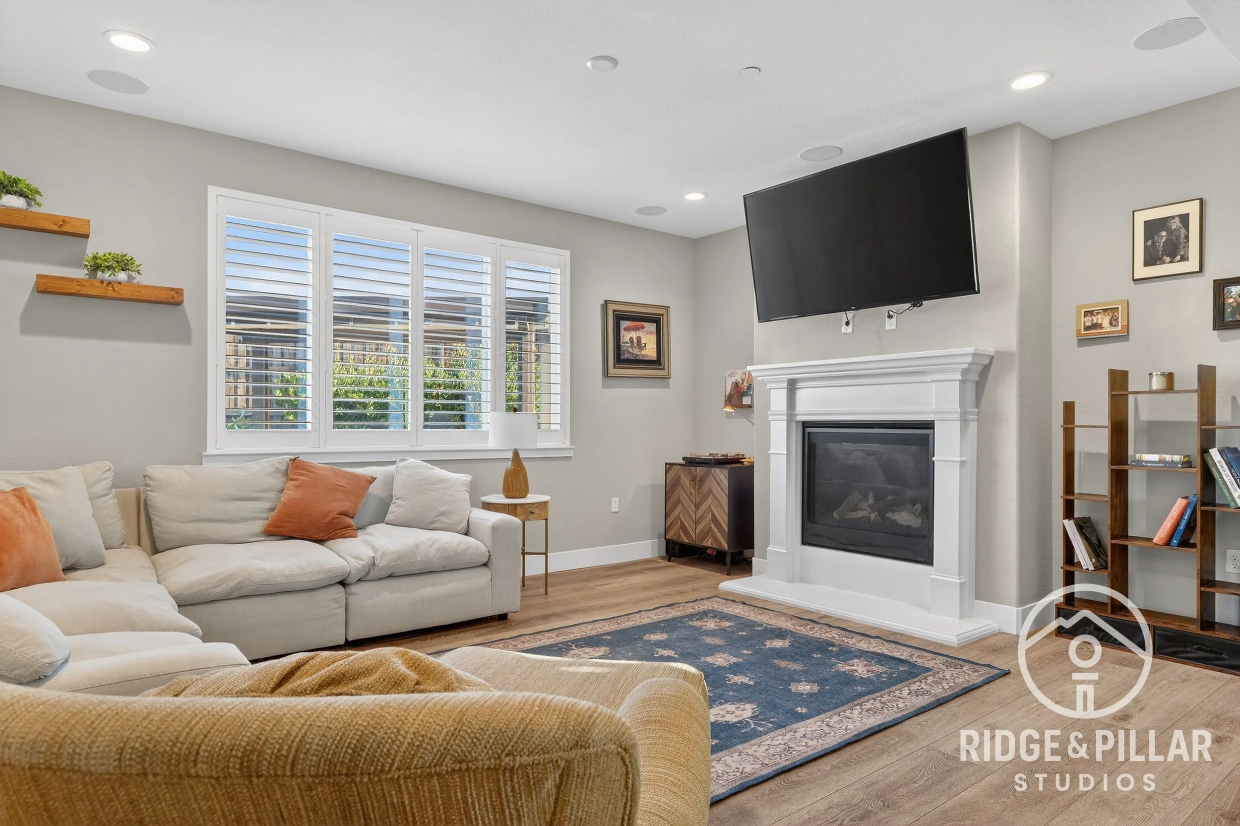 Untitled design-2 copy.jpg