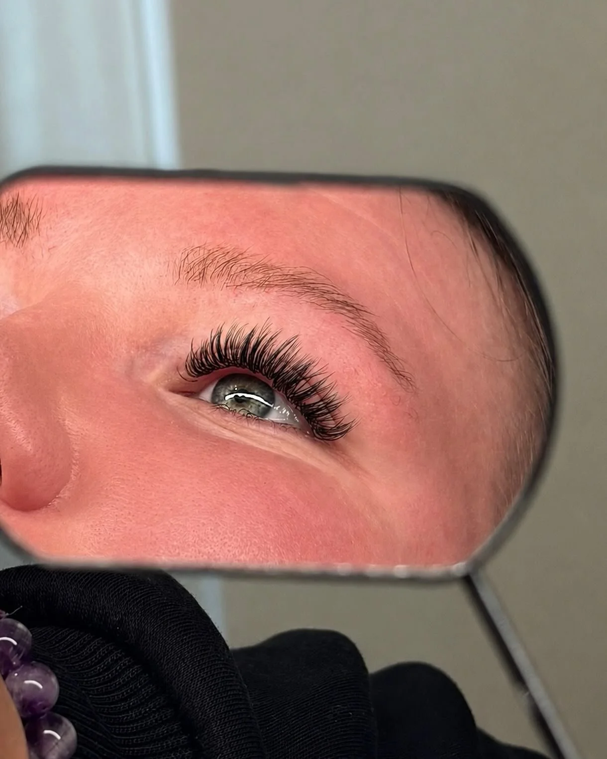 Wispy Wetlook Volyymit 🤍

K&auml;yt&ouml;ss&auml; @pinkbeautyoy Pioni-kuidut 6-12mm pituuksilla ja D-kaarella, t&auml;ydelliset! ✨

#ripsienpidennyksetkuopio #ripsienpidennyksetjyv&auml;skyl&auml; #ripsiteknikkokuopio #ripsiteknikkojyv&auml;skyl&aum