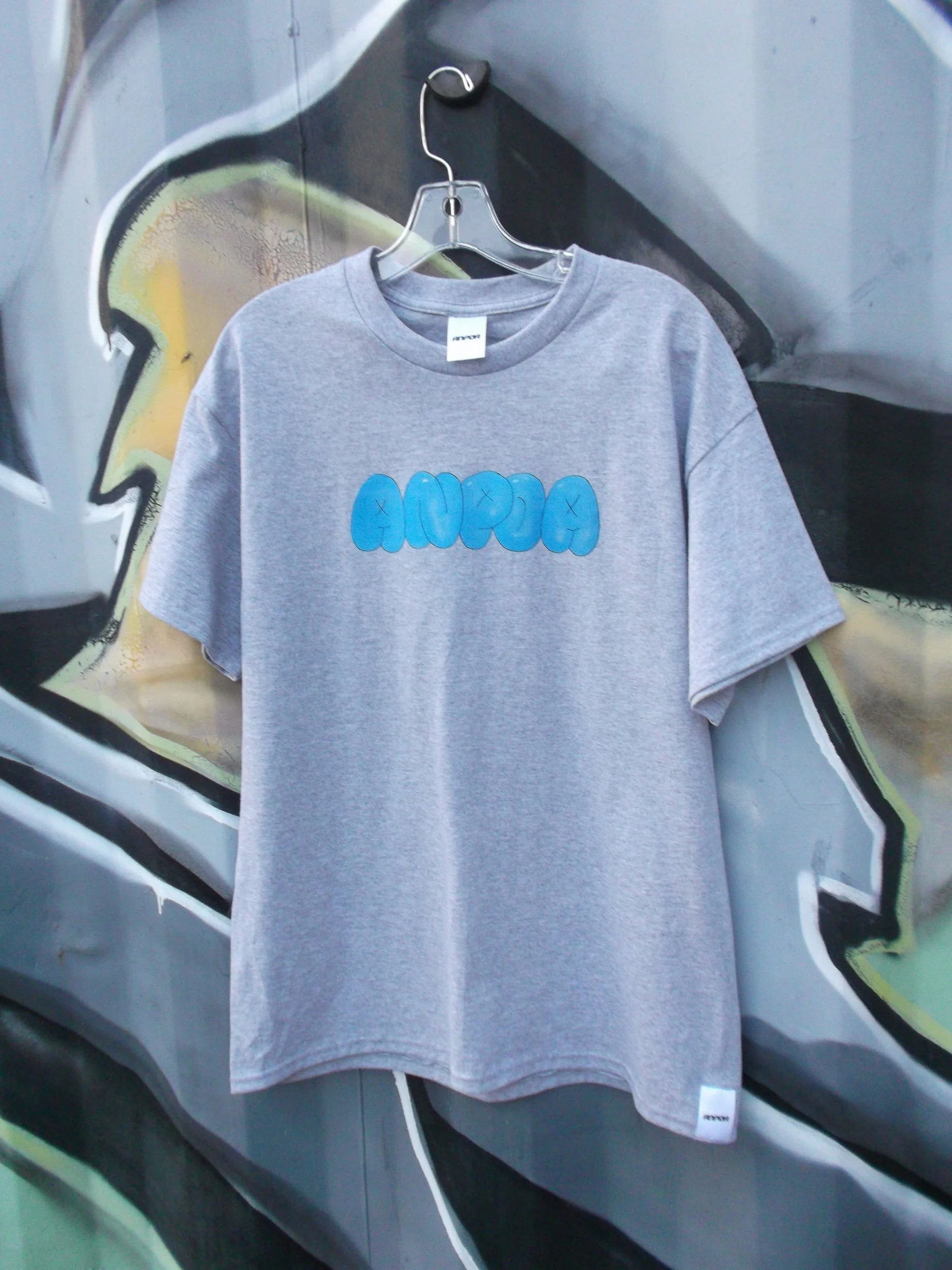 GREY ANPOA GRAFFITI T-SHIRT