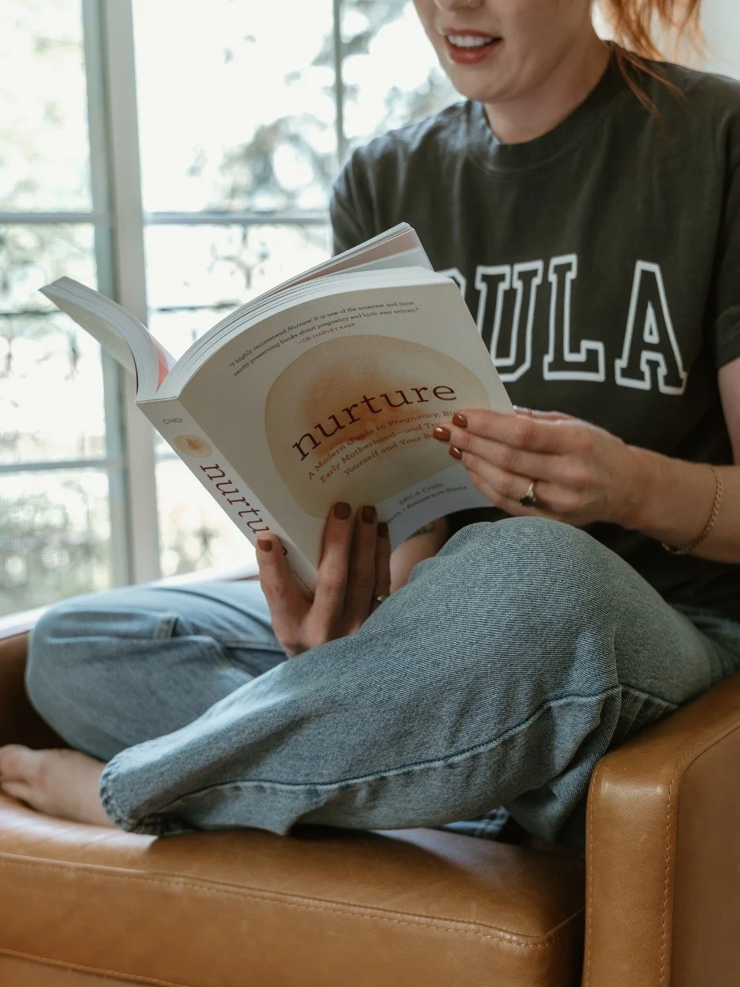 One of my favourite parts of supporting families? The books! 🤍📚

Every birth support client I serve gets access to my curated lending library - available throughout pregnancy and into those early weeks of the 4th trimester.

Inside you&rsquo;ll fin