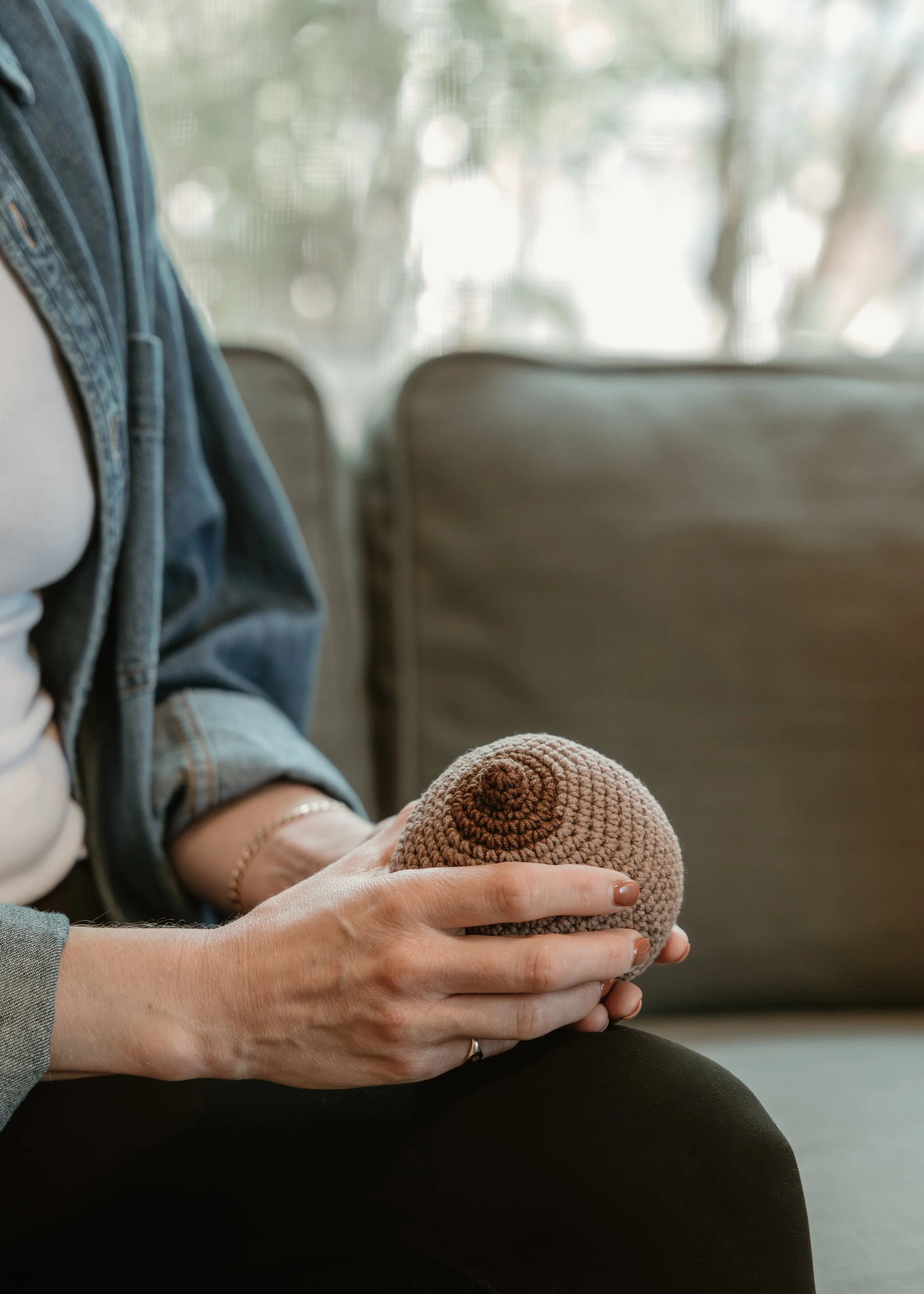 Inside The Newborn Days: A Look at Our First Newborn Care + 4th Trimester Workshop