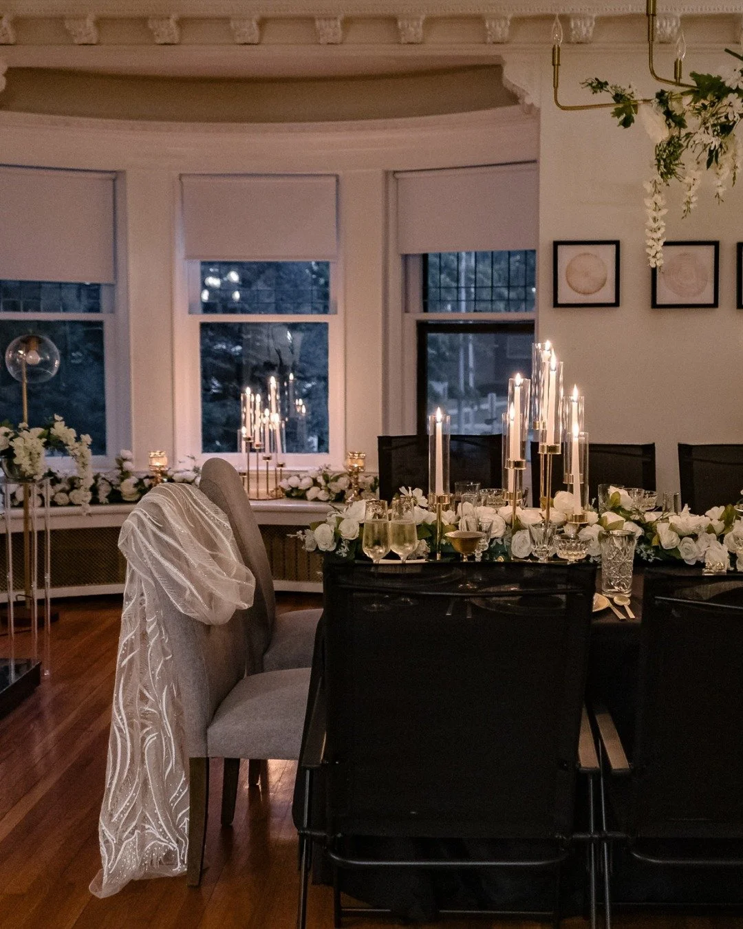 An atmosphere that lingers long after the last toast. 🕯️

Designed by Diamond Celebrations
Crafted to be remembered

#CandlelitReception #LuxuryWeddingPlanner #ColoradoEventDesign #EveningElegance #ColoradoCelebrations #RomanticDetails