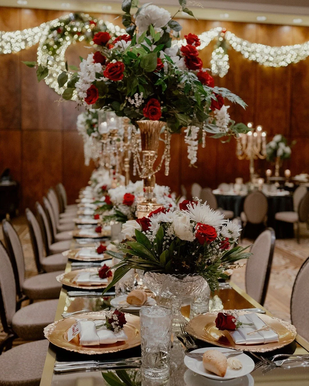 At Diamond Celebrations, we create atmospheres that feel luxurious, immersive, and intimate. 

Some spaces are styled
Ours are transformed.

#LuxuryWeddingColorado #BlackTieEvent #ColoradoEventDesign #ElegantTablescape #LuxuryReception #ColoradoWeddi