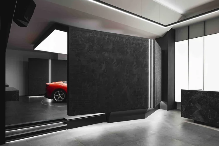 Anthracyte+Studio+-+Envy+Motors+-+B2 (1).webp