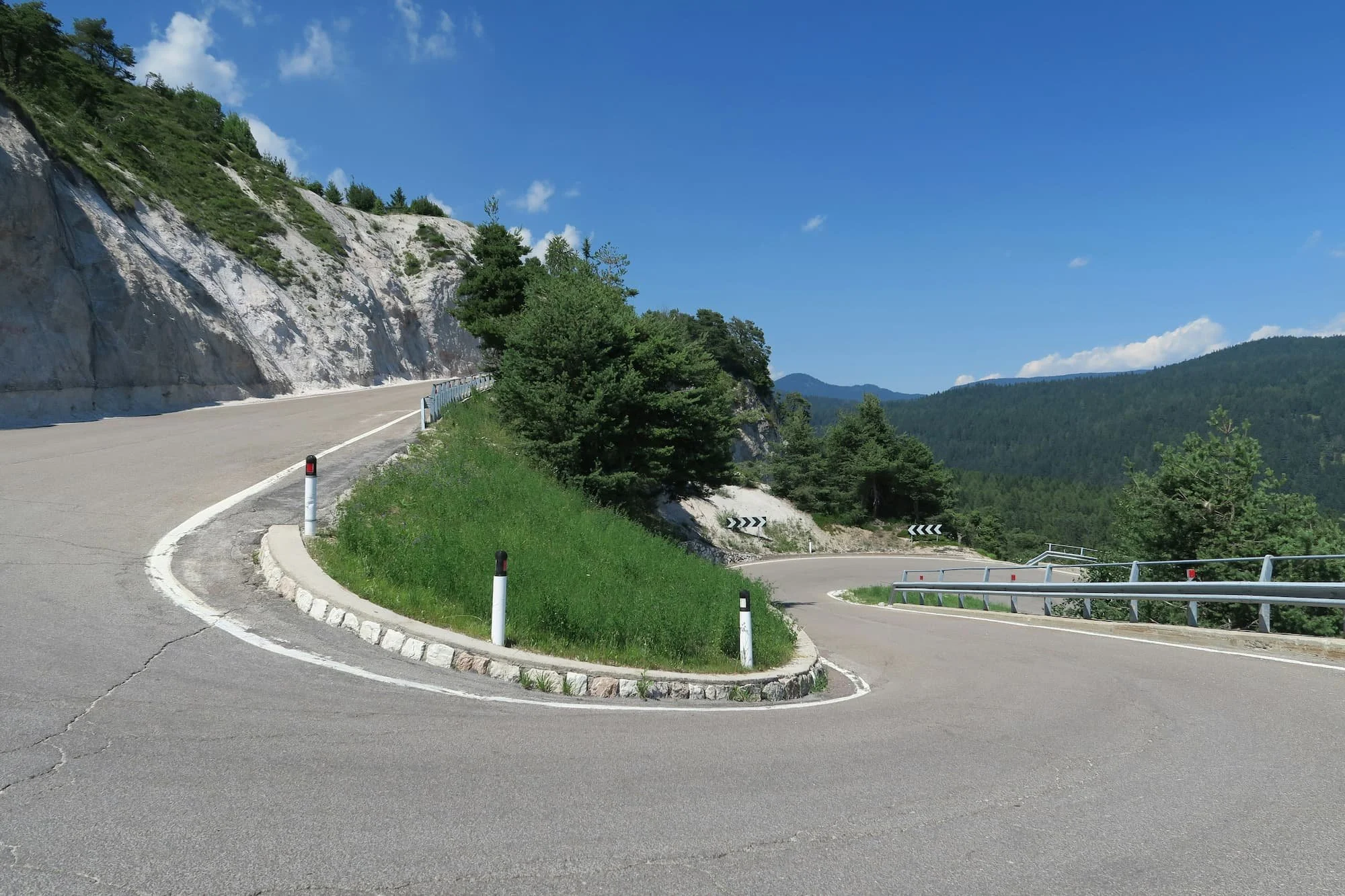 image of italian road in the mountains