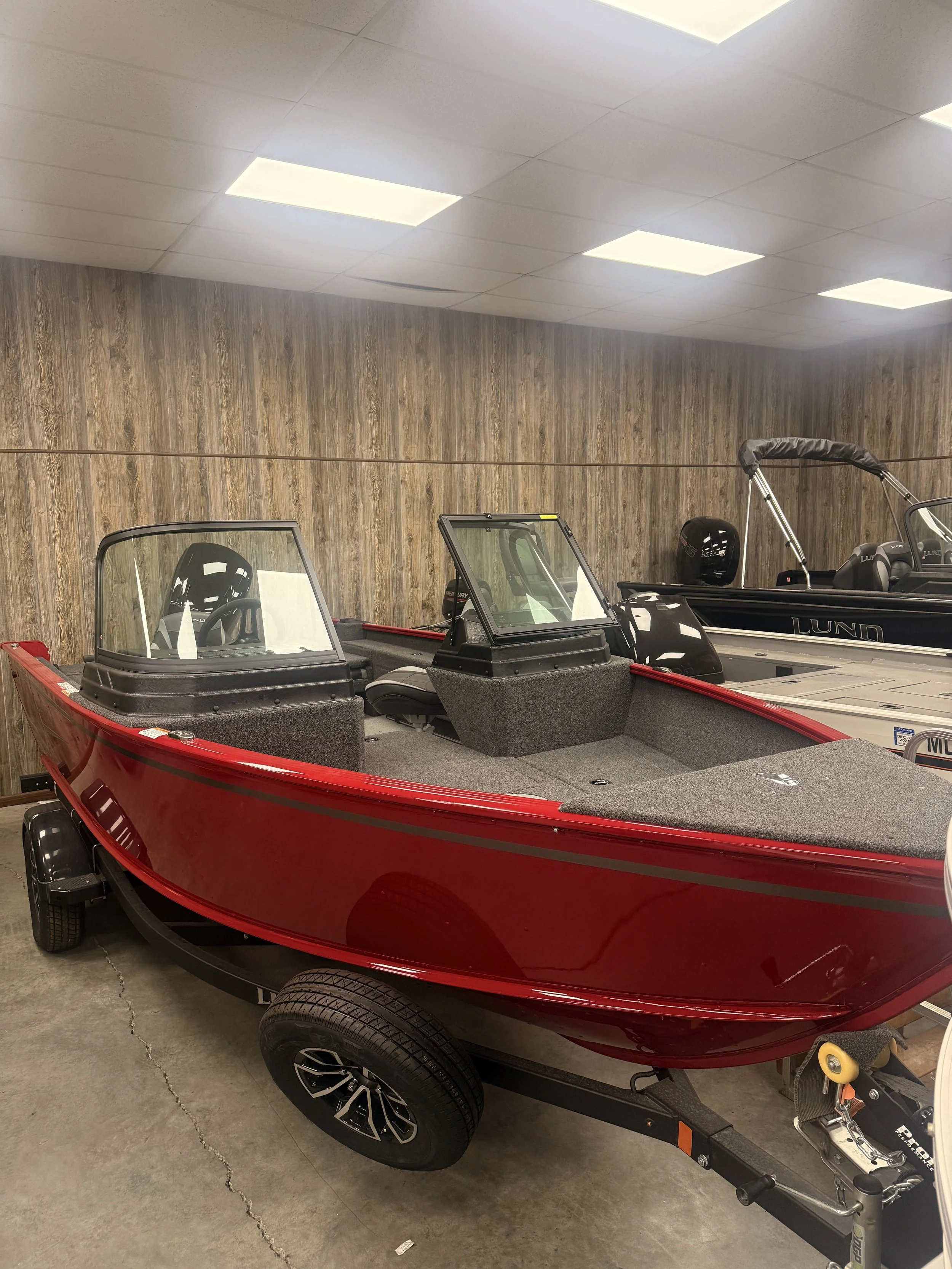 2025 Lund Adventure 1775 Sport