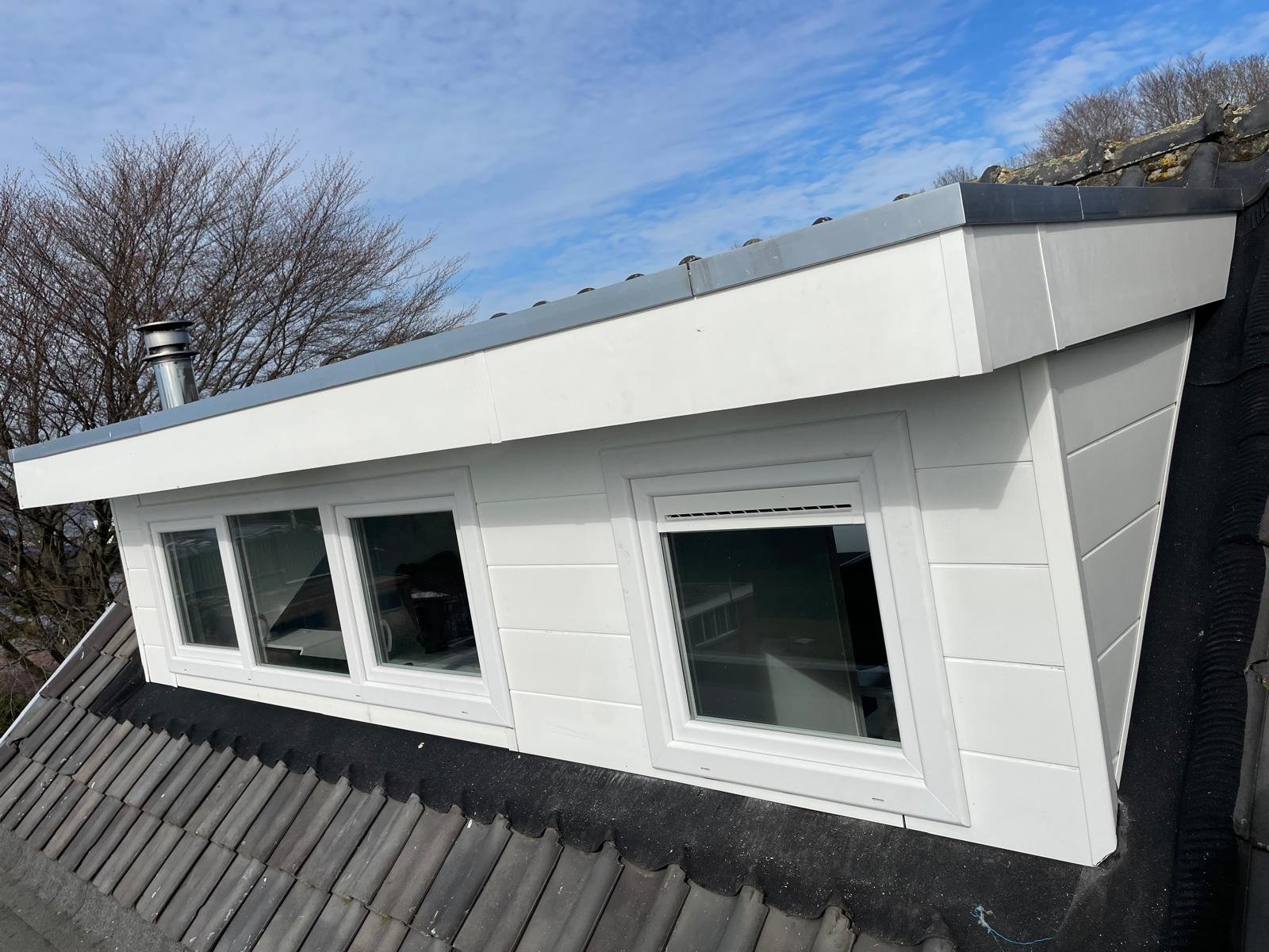 Een foto van een dakkapel