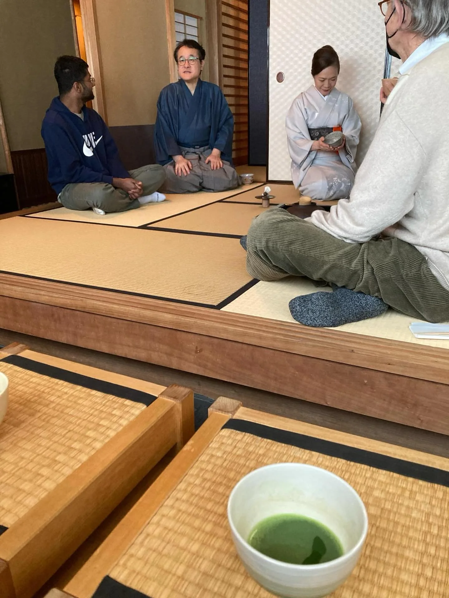 Japanese Language students enjoyed a tea ceremony experience led by instructors from Omotesenke Domonkai Eastern USA.

The Omotesenke school traces its lineage back to Sen no Rikyu and is the head families of the Sen schools of tea ceremony.  It orig