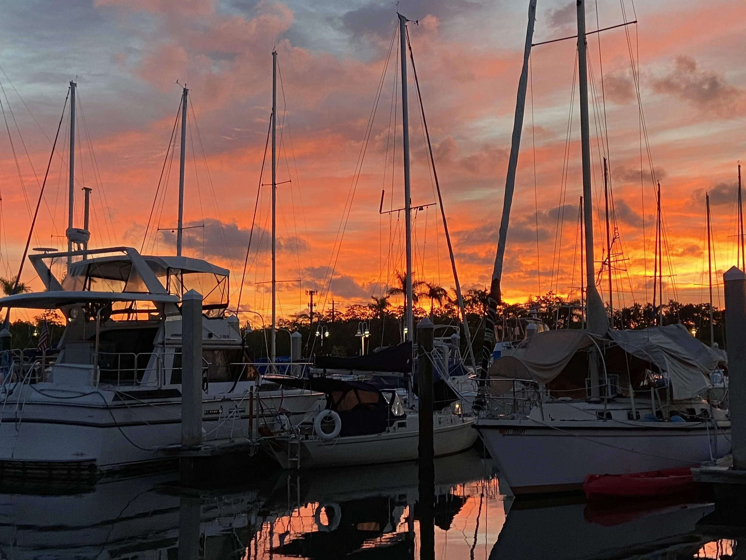 Sailboat rigging and sails used during hands-on sailing lessons in Key West Florida
