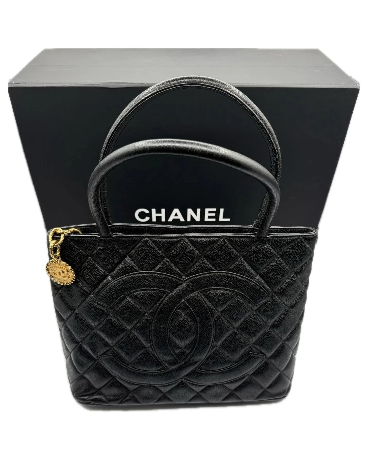 Chanel Caviar Tote – Mint Condition