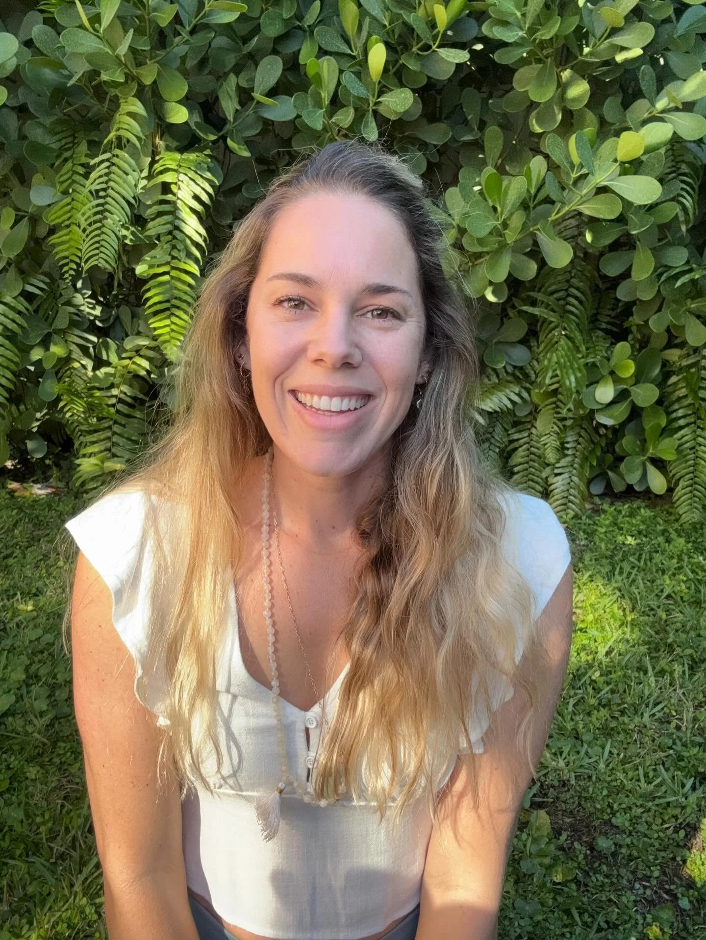 Hey it&rsquo;s me, Dana! Certified Somatic Breathwork practitioner, and scoliosis health coach/ registered dietitian. I believe with community and the right support we can all expand our capacity to grow and heal. Find my link on the main page and jo