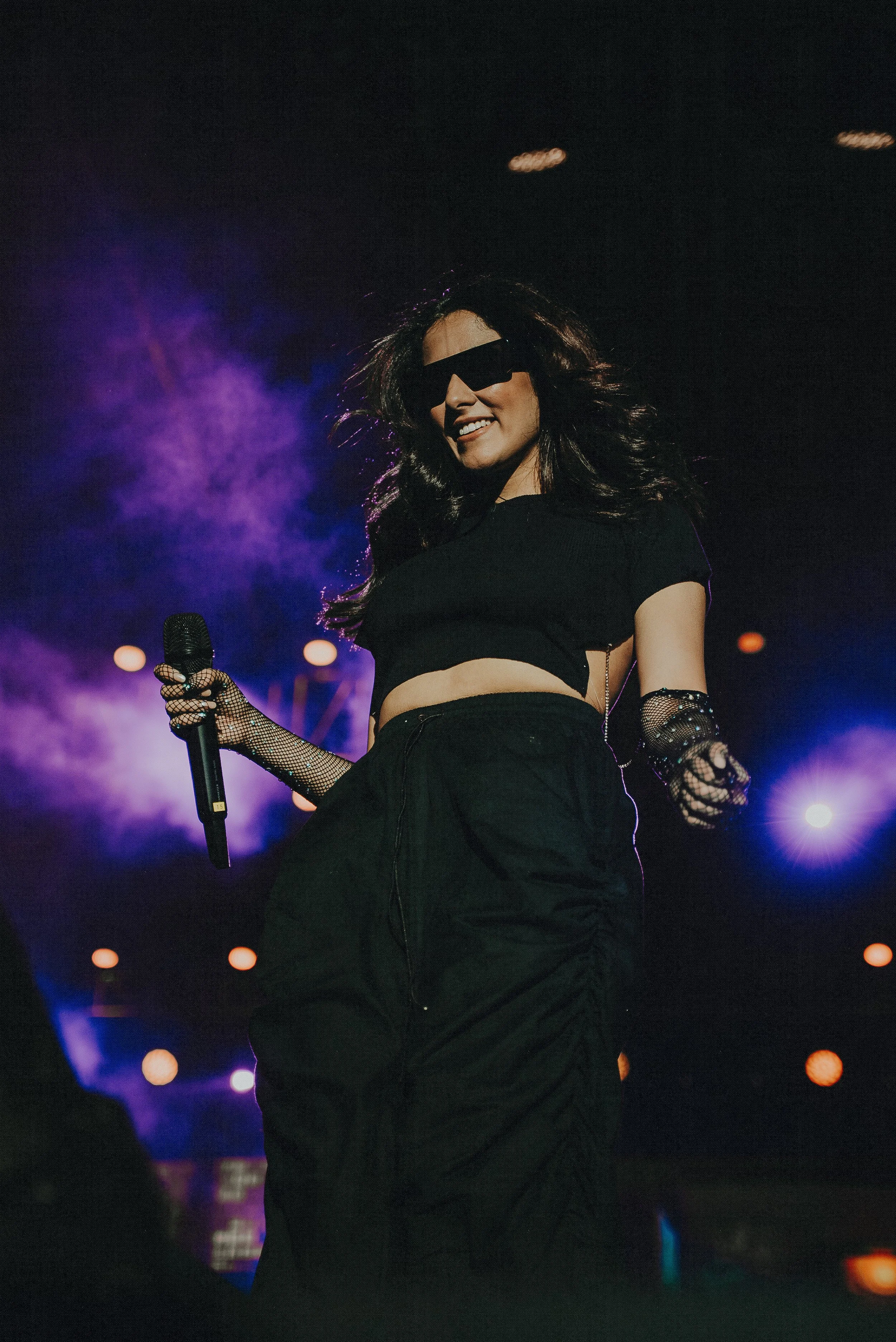Jonita Gandhi Live 5.jpg