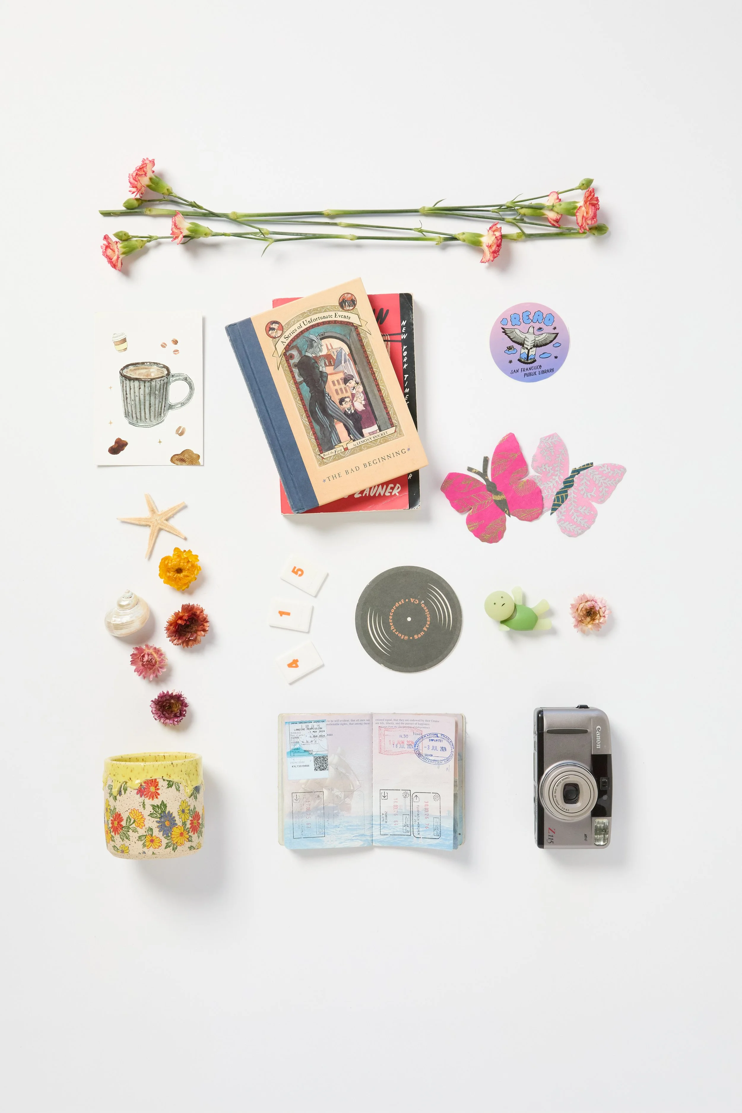 Lizvett Guizar Valencia_Flat Lay.jpg