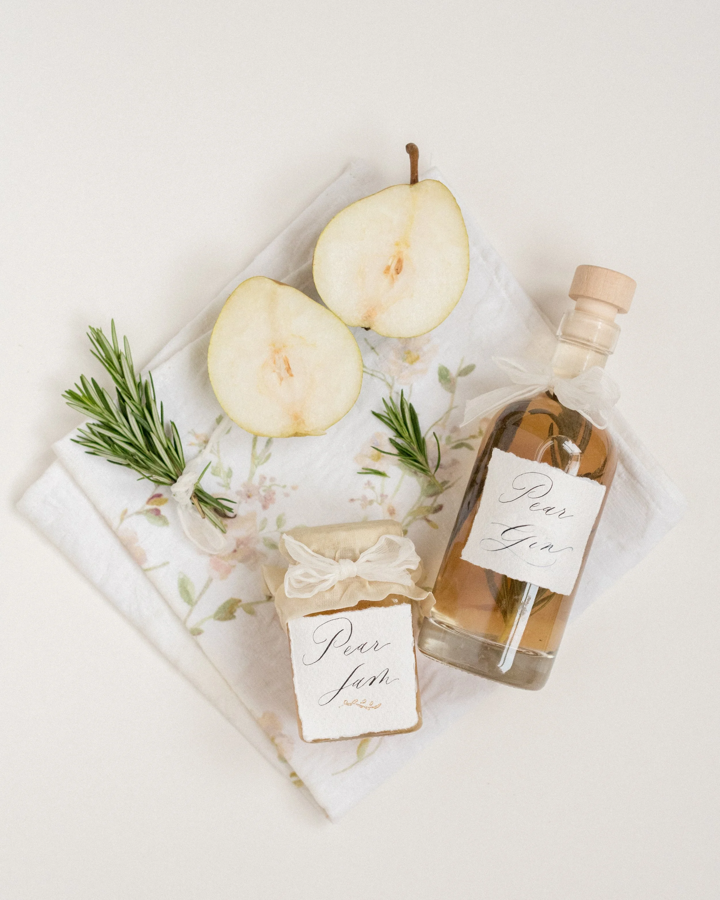 MonAnnie Cakes Basket_Cristina IlaoCIP_1130-Edit.jpg