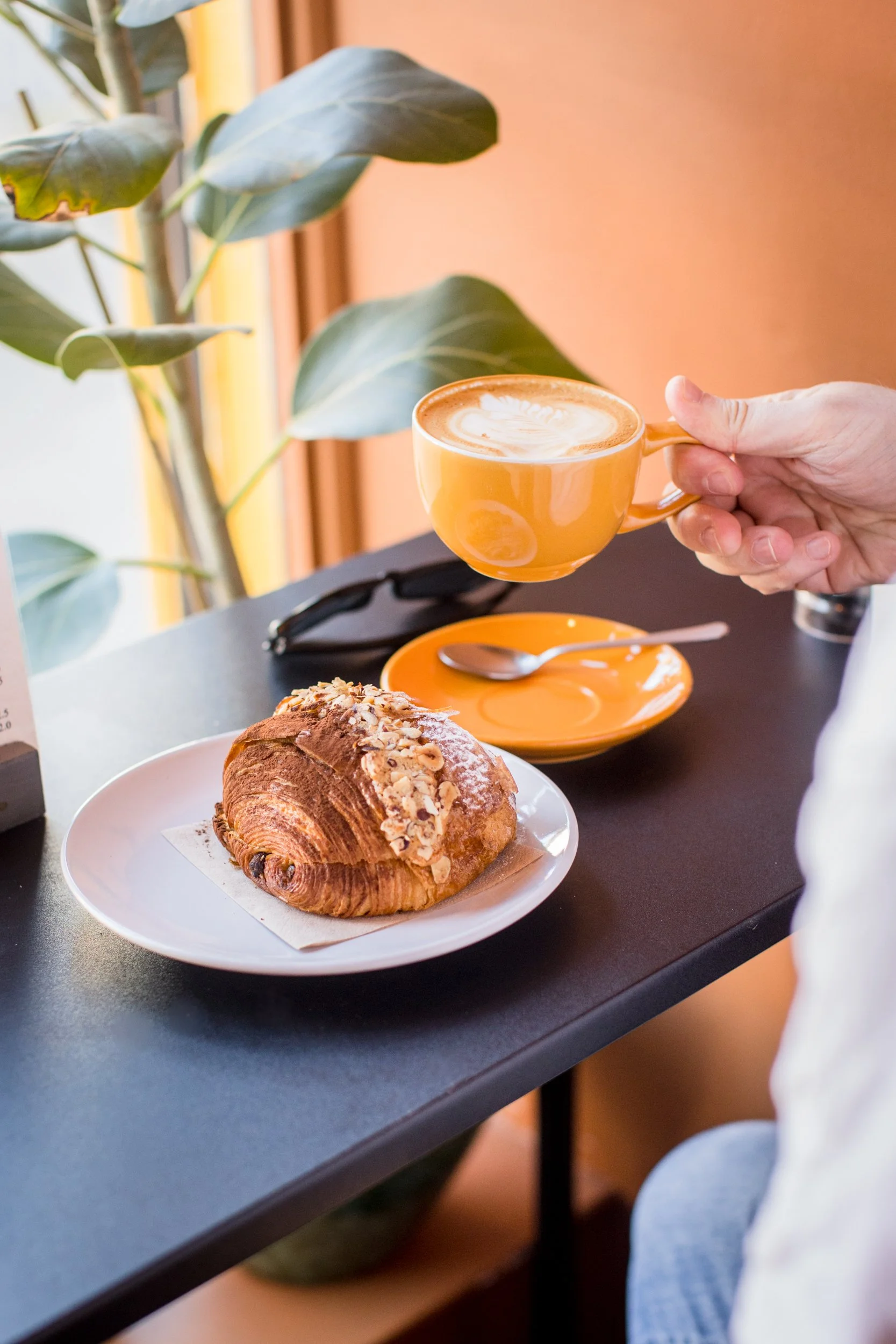 Ross croissant2-1498.jpg