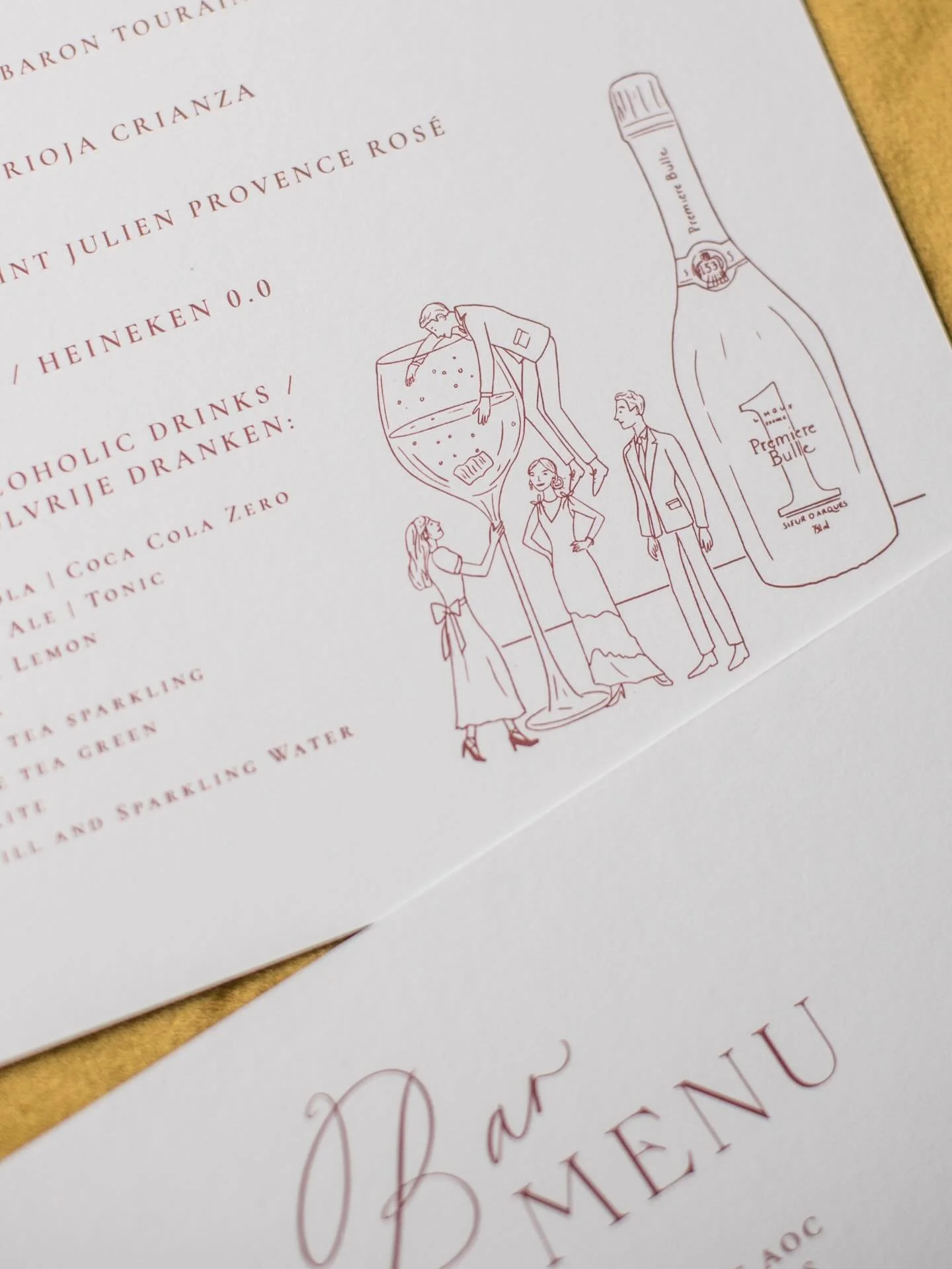 I mean it&rsquo;s always a talking point when the best man drops his speech in his drink 🍸 
Little illustrations and (swipe for ) couple sketch for a glorious wedding in Amsterdam with @lafeteofficial @bloomwedding 

#customillustration #coupleillus