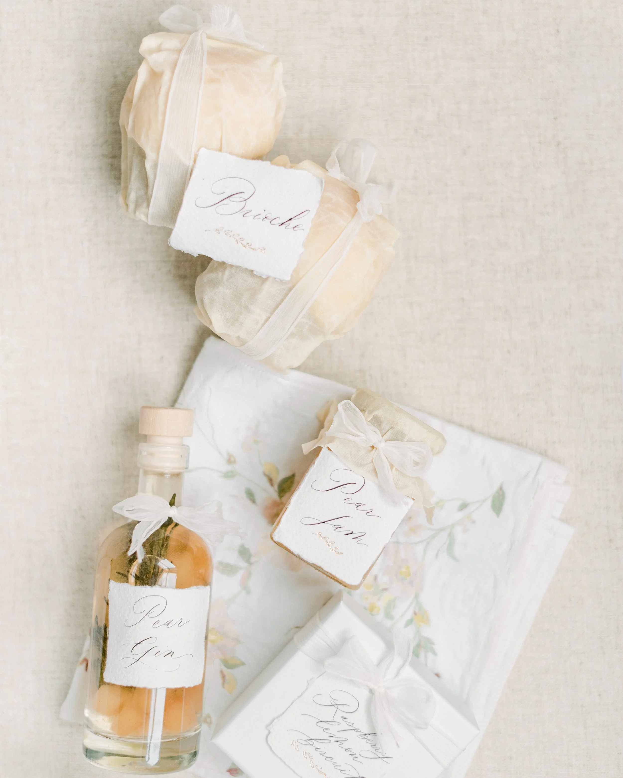 MonAnnie Cakes Basket_Cristina IlaoCIP_1056 (2).jpg