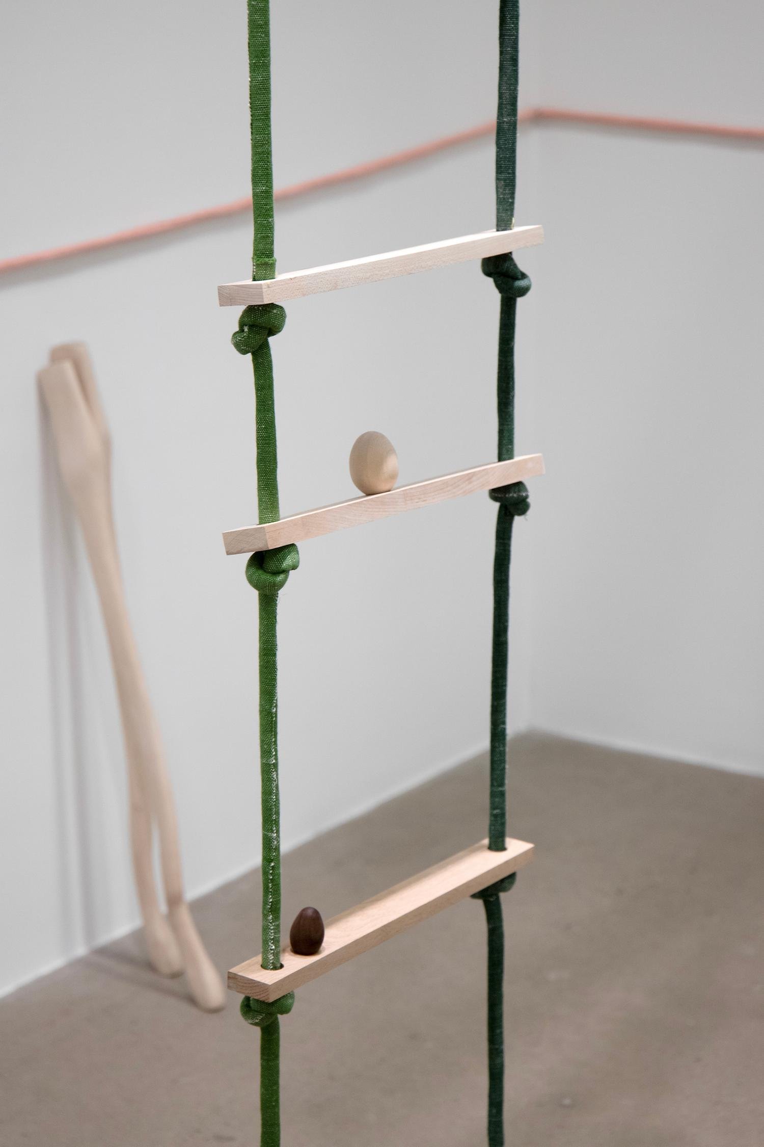 Maddie McNeely Maddie McNeely is a visual artist based in Québec’s Eastern Townships, originally from Toronto, Canada. Her sculptural practice applies a material language to explorations of the body in relation to objects and constructed environments