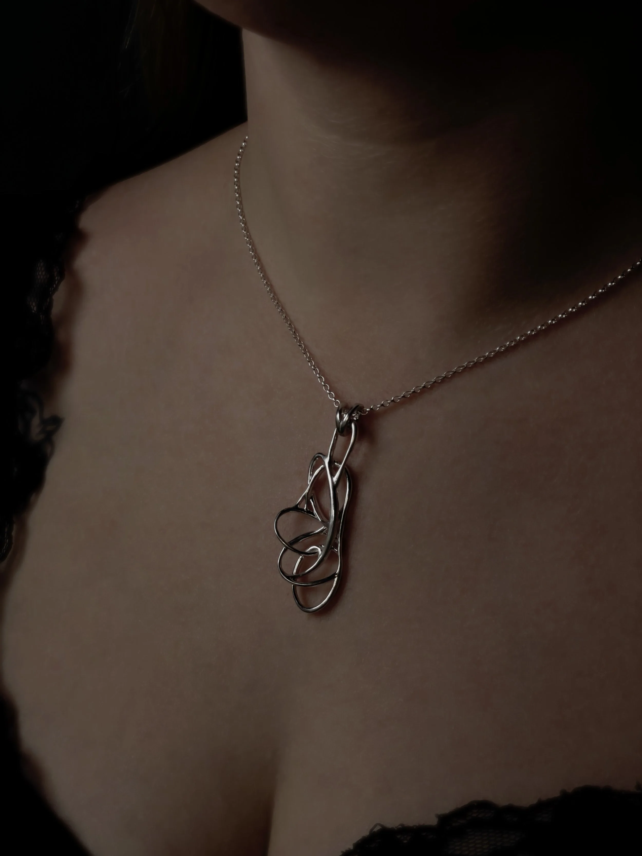 Pendant 1