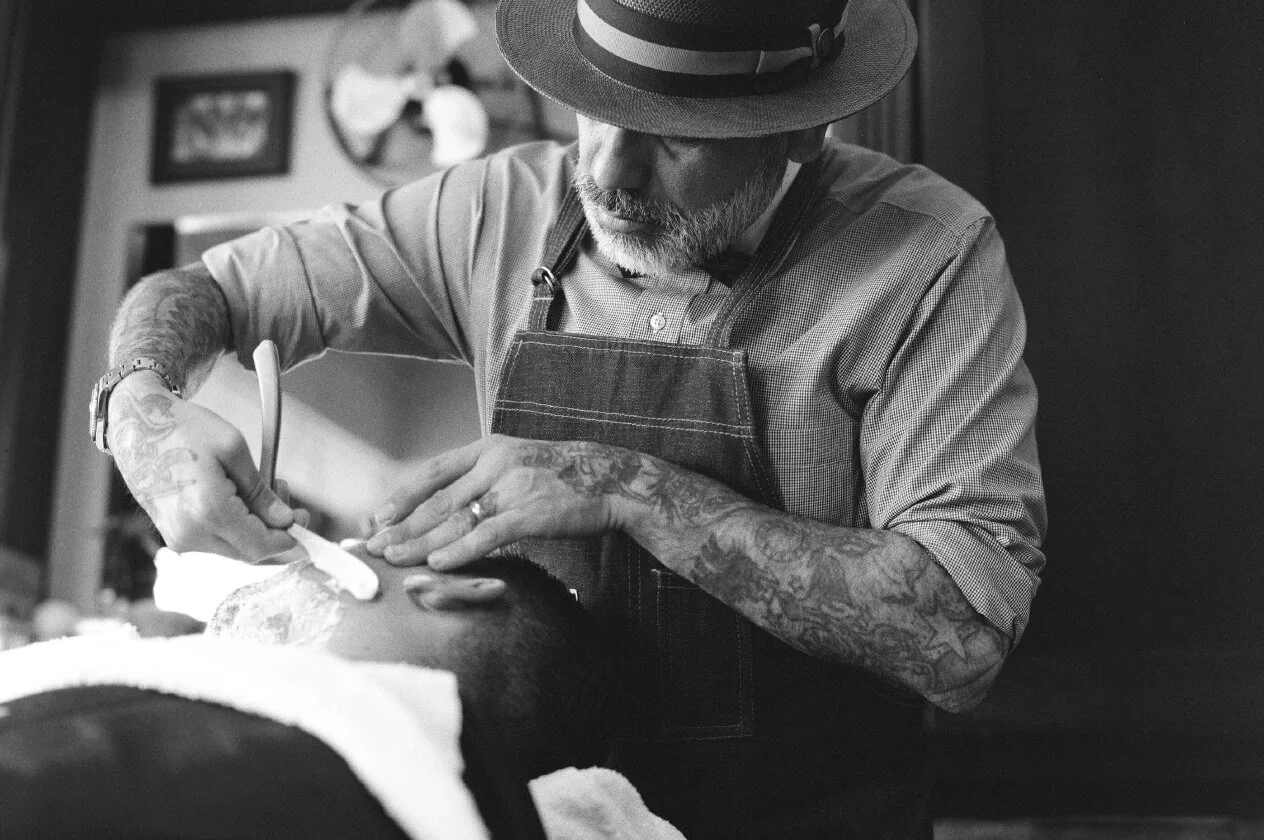 Imperial Barber Products Pedro Zermeno at work