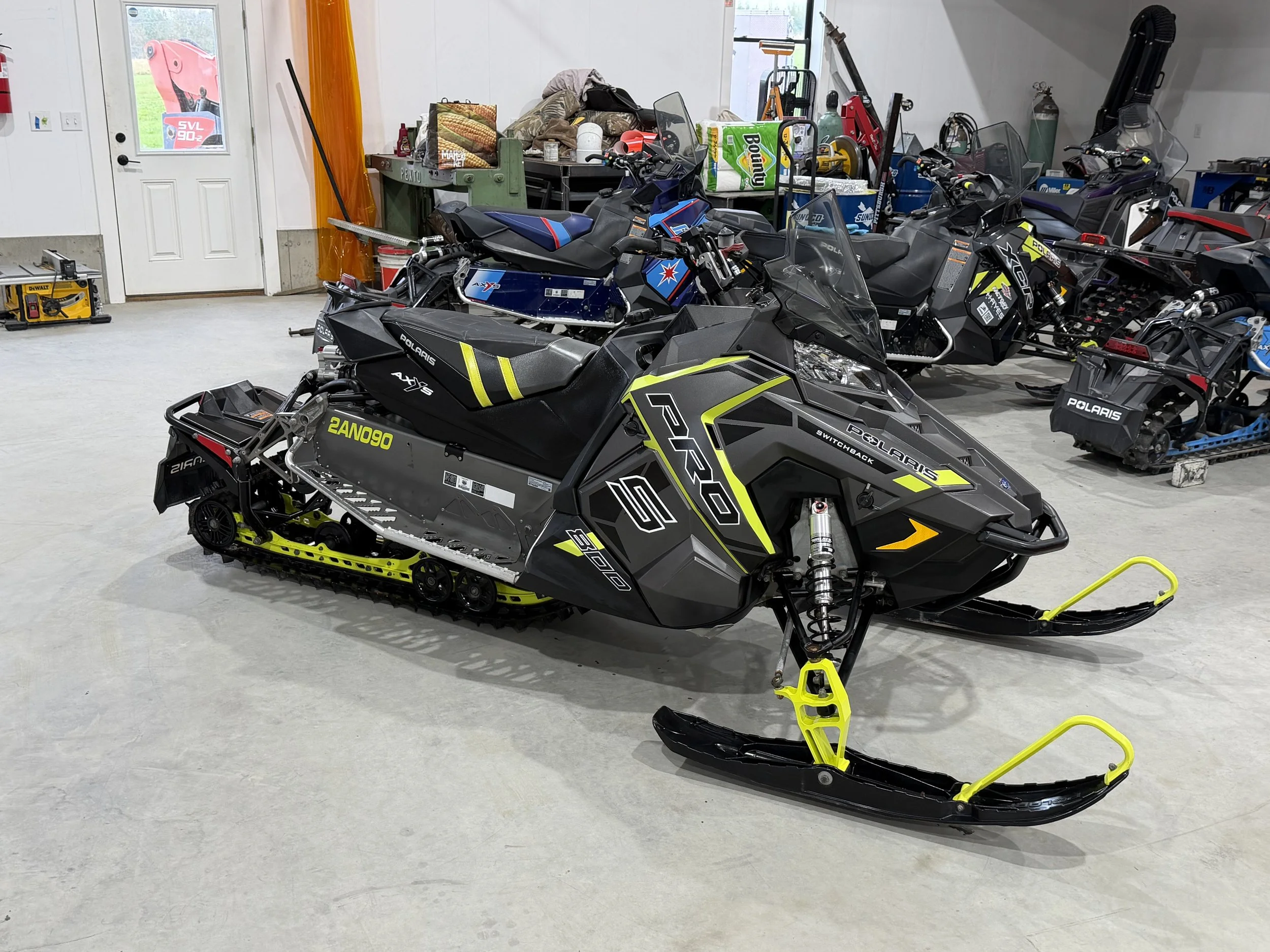 2017 Polaris Switchback Pro-S 800 137"