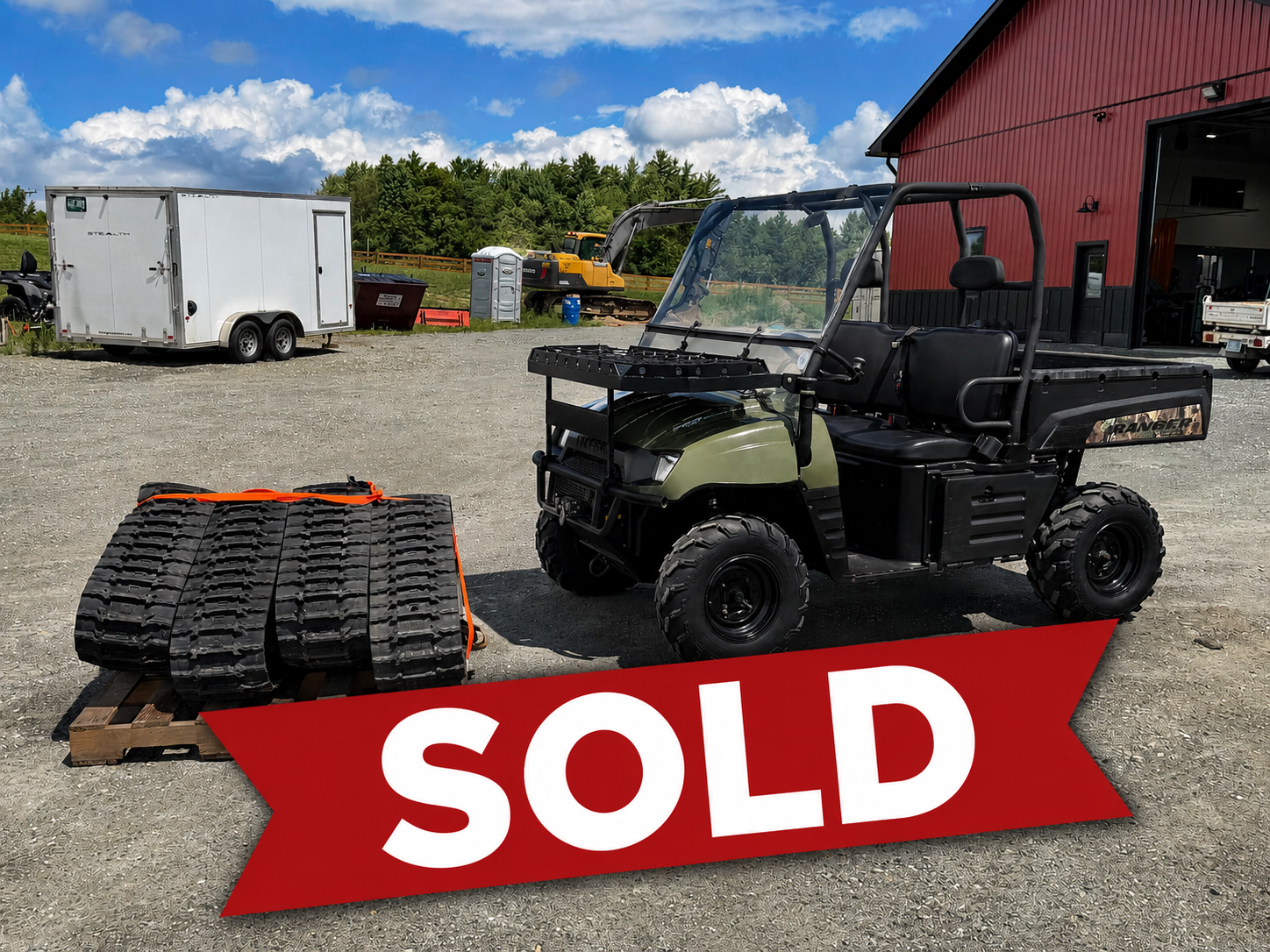 2005 Polaris Ranger XP 700 4X4 EFI Only 330 Hours- W/ Polaris Tracks!