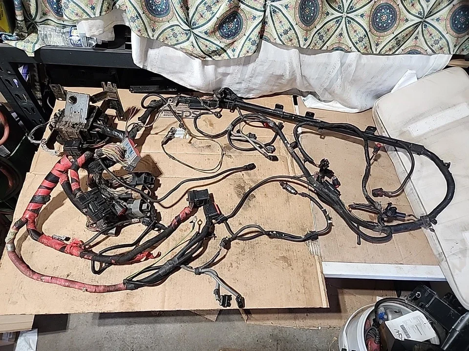 1999 Engine Compartment Harness: 1999 Ford F250 F350 7.3L Engine Compartment Wiring Harness Front XC35-12A581-YR