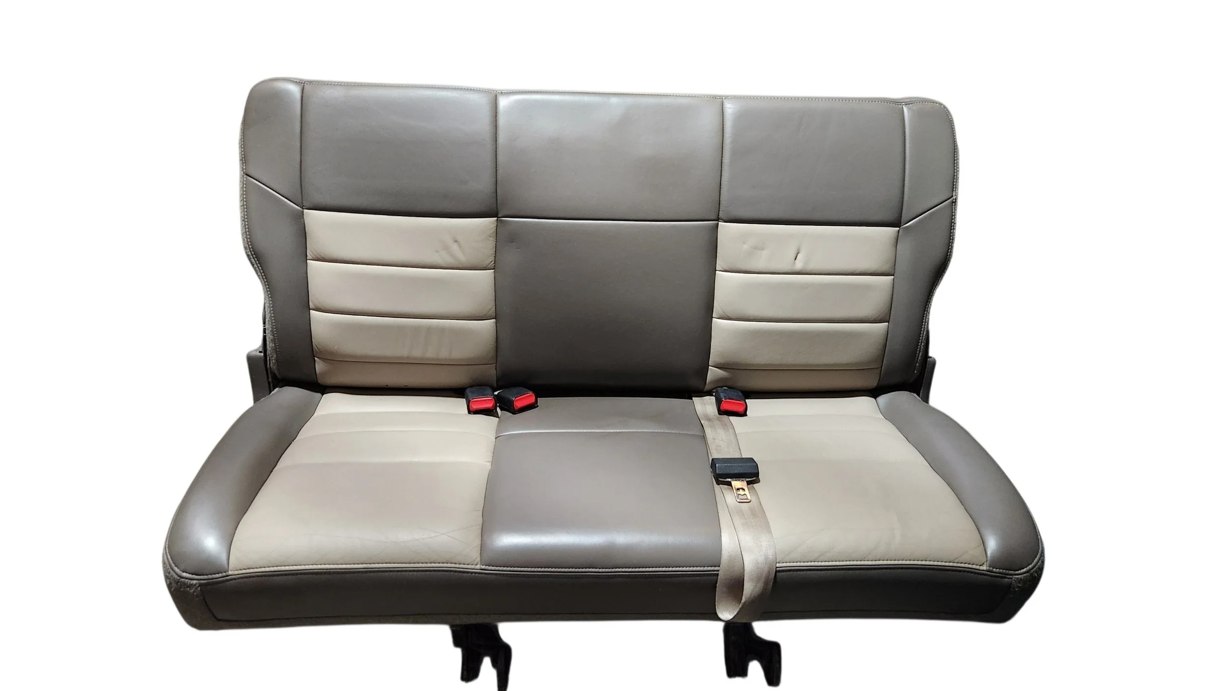 Seats - 02 X Row 3 2-tone.jpg