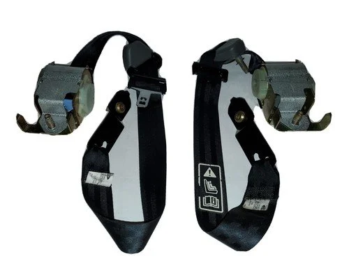 Seat belts 02 black x cab rear.jpg