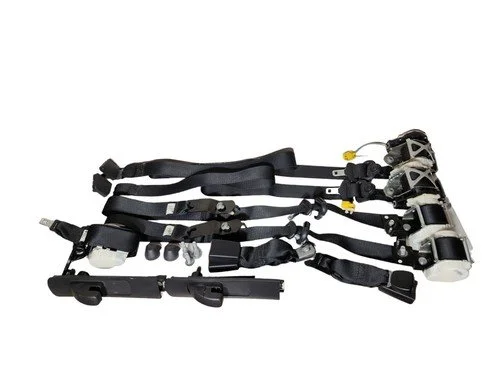 Seat Belt 11 X cab.jpg