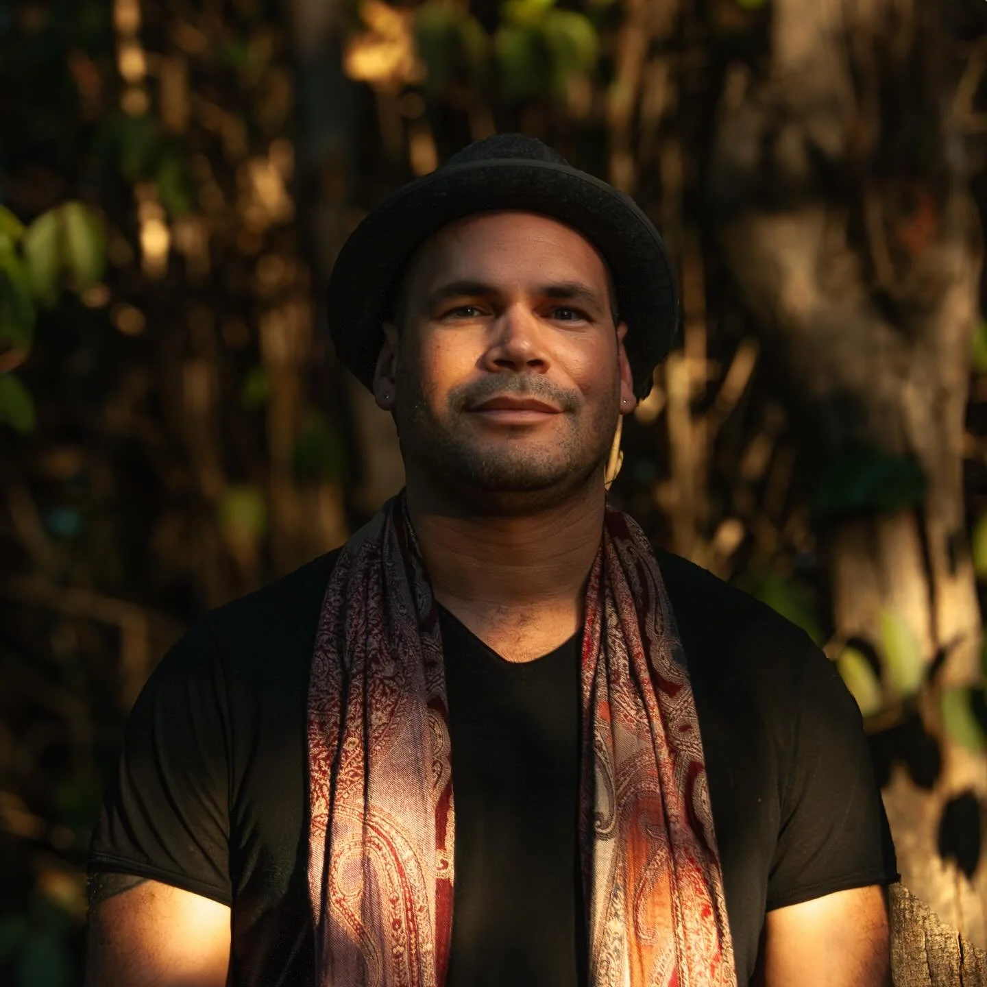 &ldquo;Help Me Breathe&rdquo; has been out for a week and the responses have been so beautiful.  Thanks so much for listening, commenting and sharing 🌿✨ #newmusicfriday #singersongwritersofinstagram #originalsong 📸: @queenlilaalura