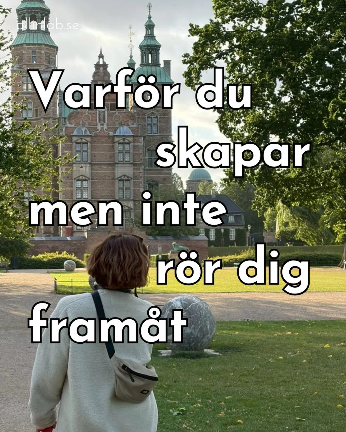 Jag v&auml;ntar inte l&auml;ngre p&aring; den f&auml;rdiga tavlan f&ouml;r mitt instagramfl&ouml;de eller den perfekta videon f&ouml;r n&auml;sta reel. 

Skissen som aldrig blir klar &auml;r ocks&aring; v&auml;rdefull. Dansen som varade tio sekunder 