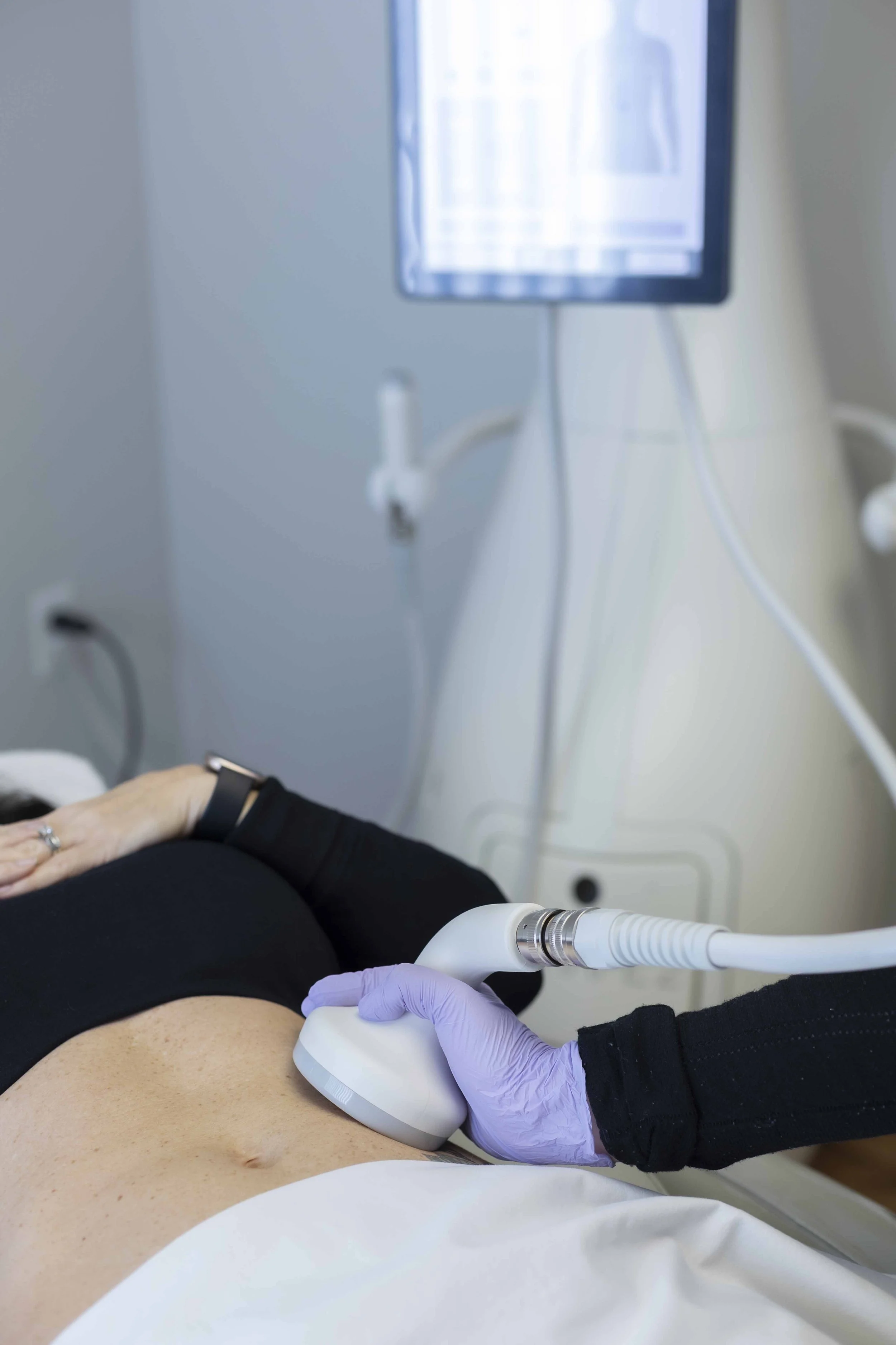 A Gentle, Modern Approach to Skin Tightening &amp; Contouring: Let’s Talk About T-Shape.