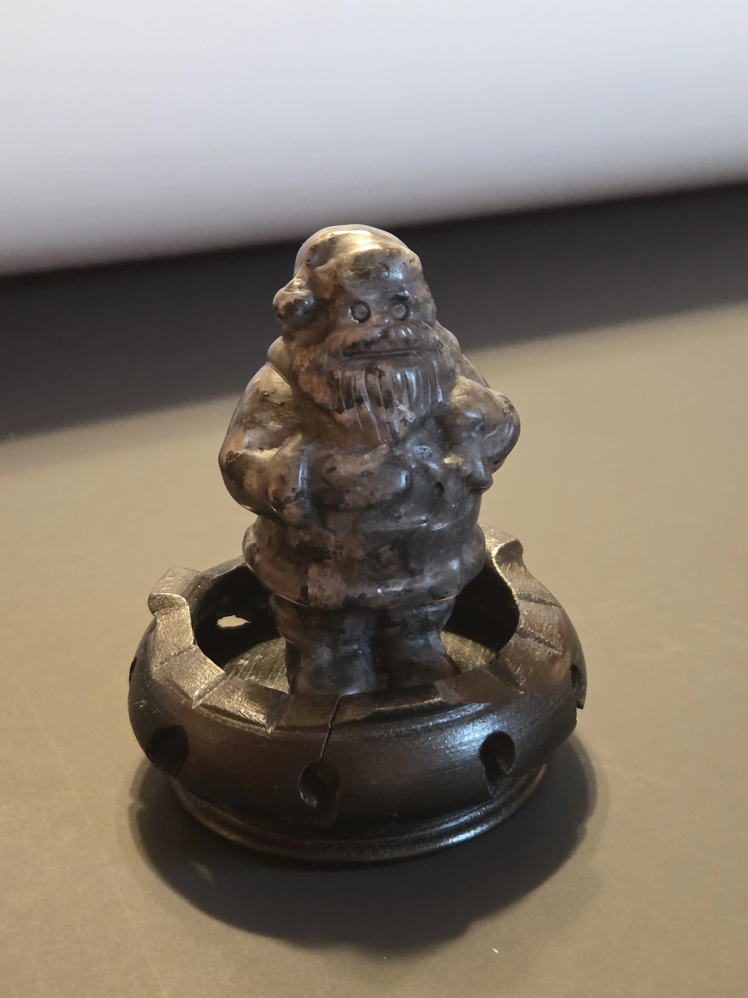 Larvikite Santa Carving – Flashing Guardian | 4.68 oz | 3” x 2”