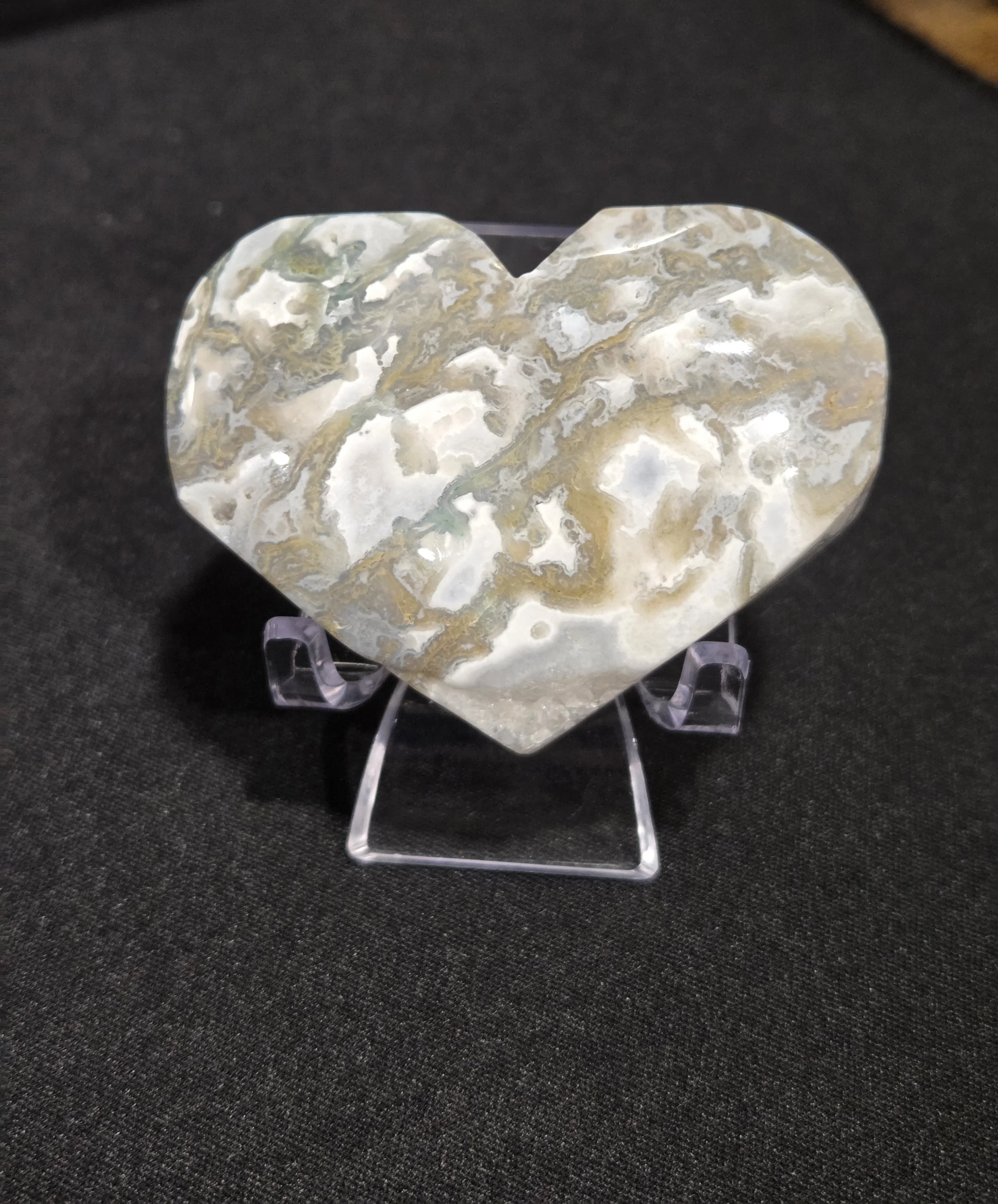 Moss Agate Heart with Druzy Pocket DEW Growth | Polished Natural Carved Gemstone | Heart Chakra Nurturing, Gentle Expansion & Sparkling Abundance | Divine Exchange Within