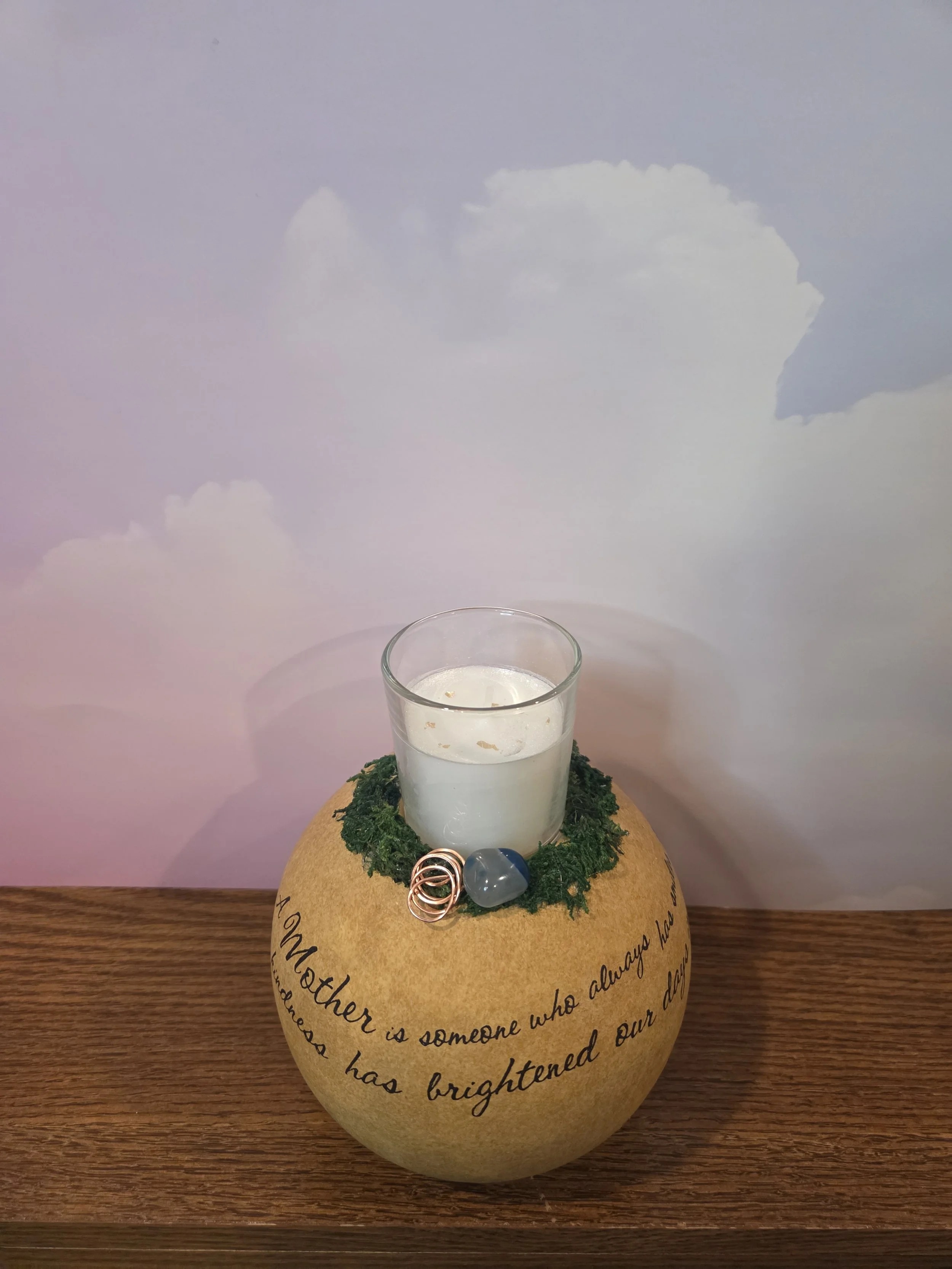 Mother candle holder with blue lace agate