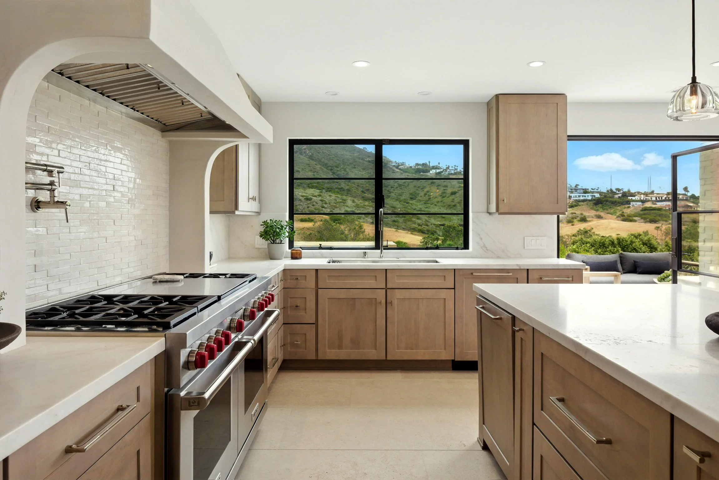 Trancas Kitchen 2.jpg