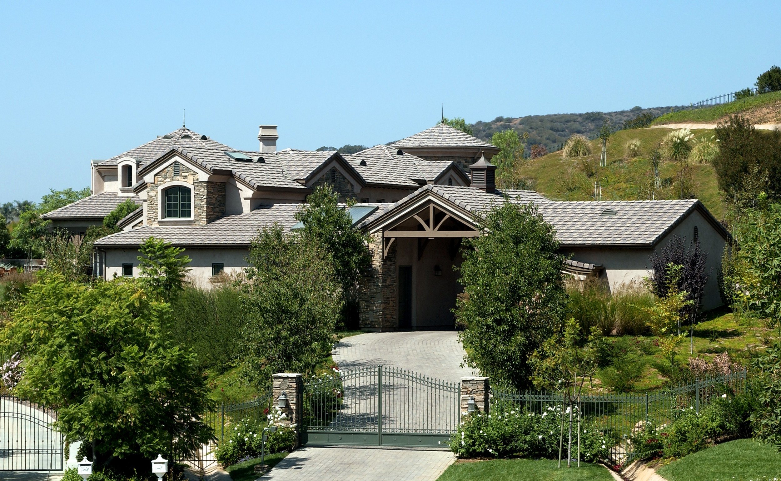 Crown Ridge Above.jpg