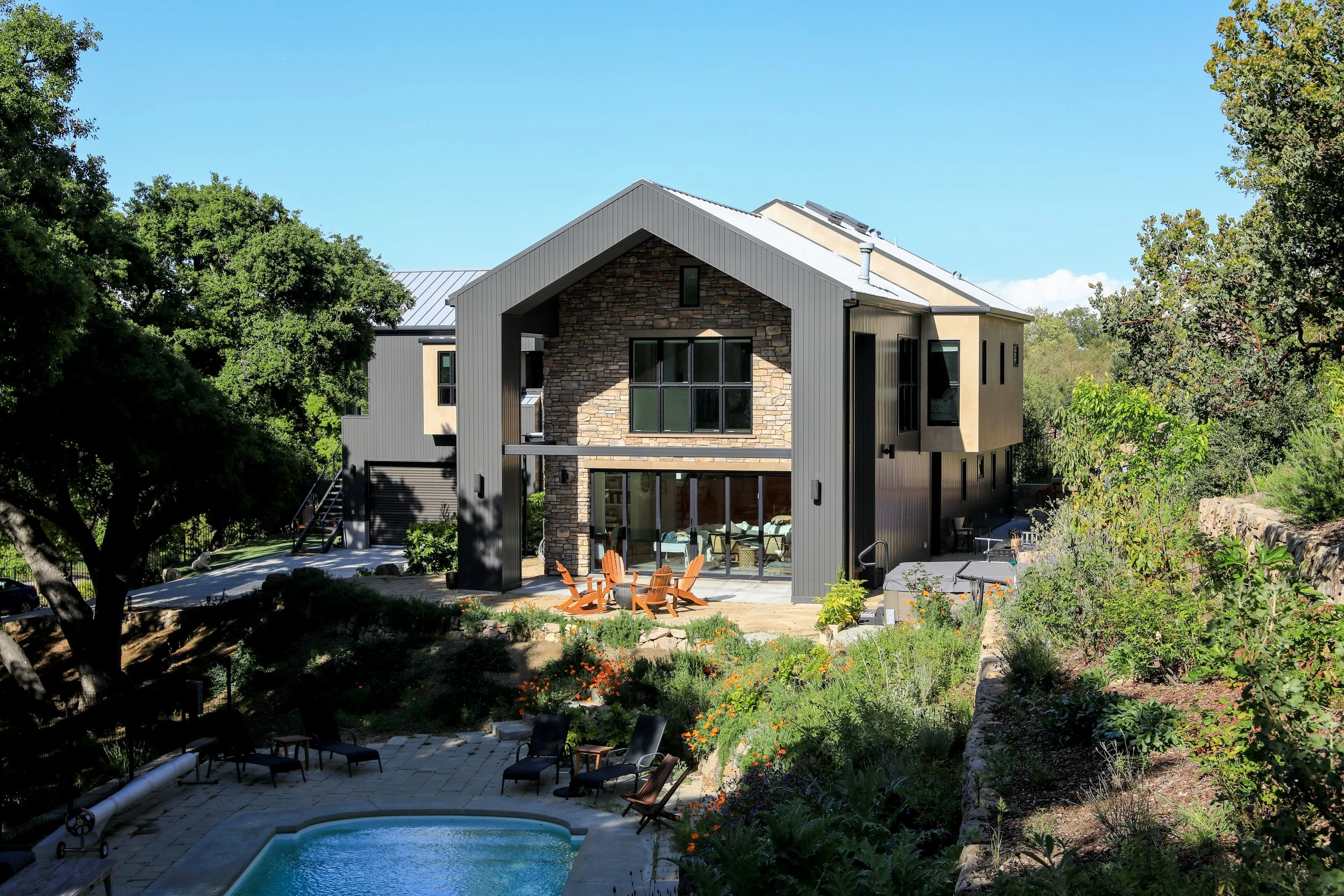 F-Thrift Road Daytime.jpg