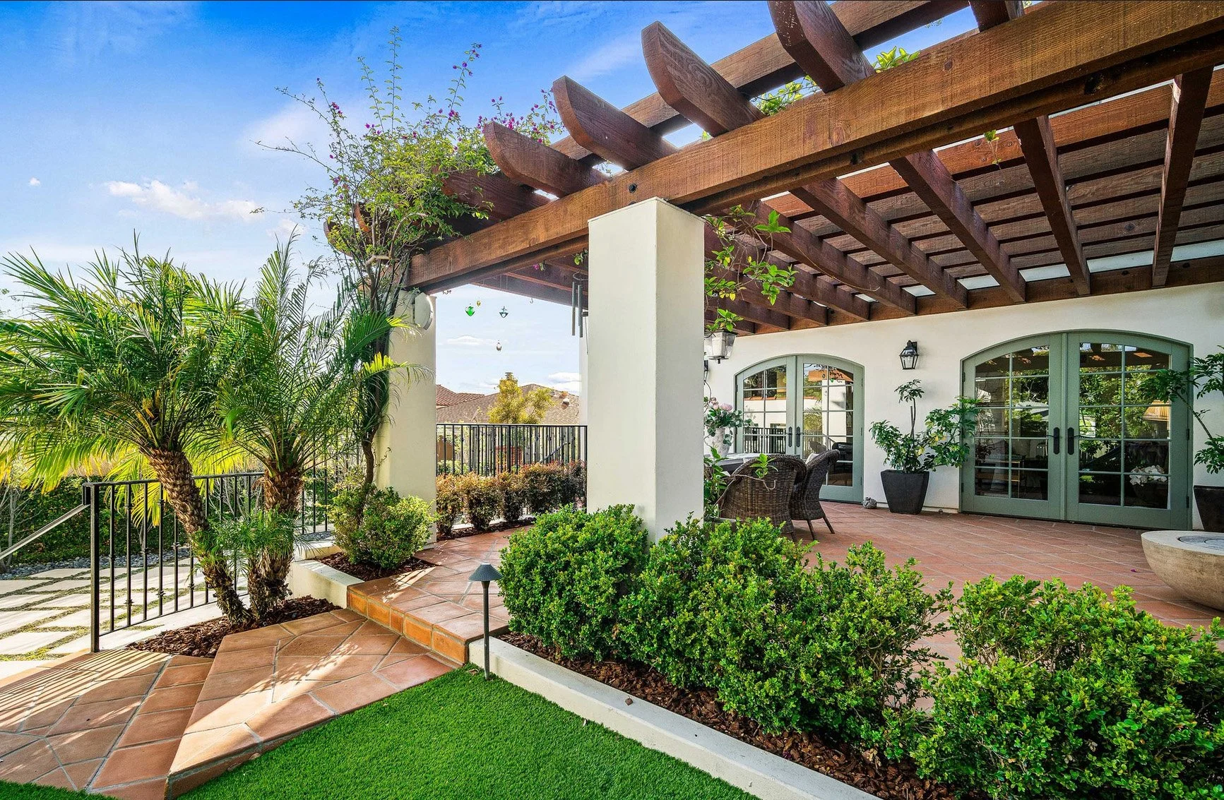 Sunset Park Rear.jpg