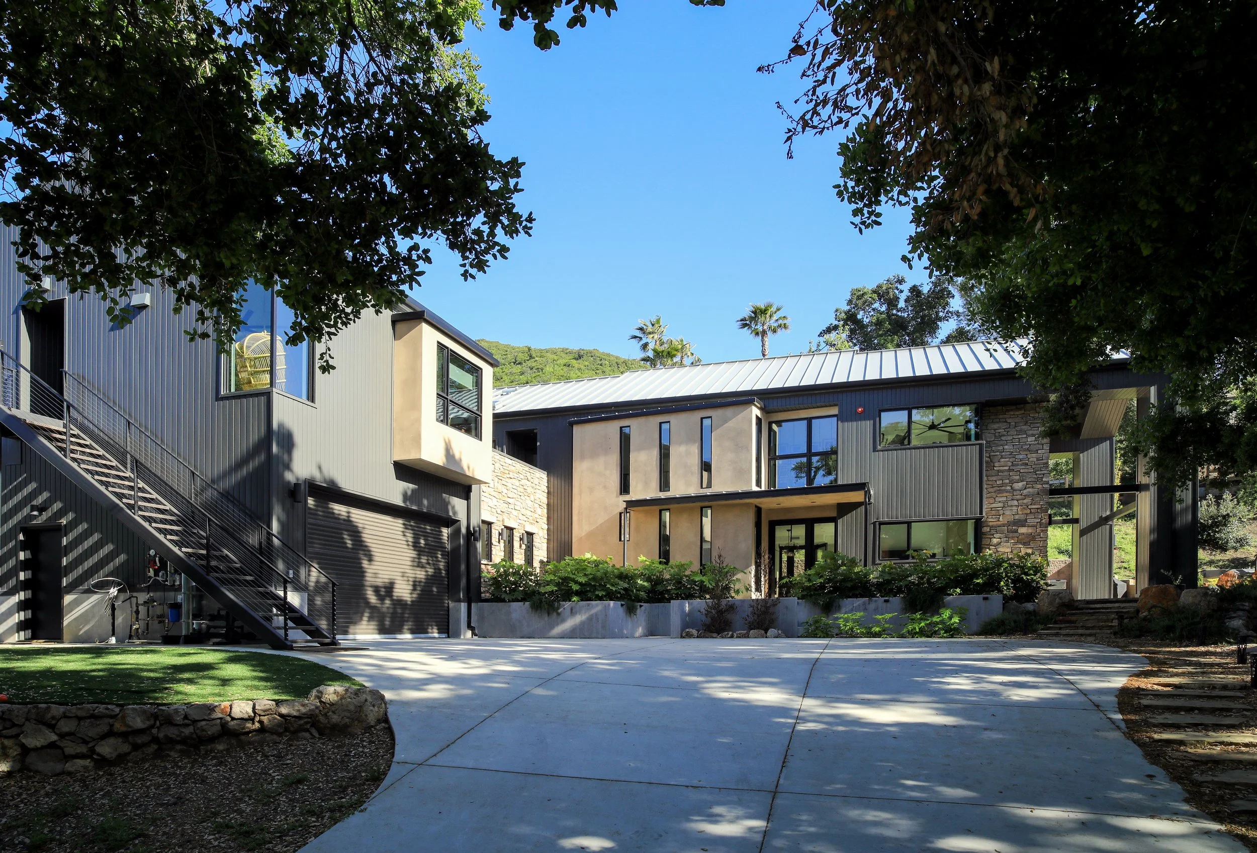 B-Thrift Road Driveway.jpg