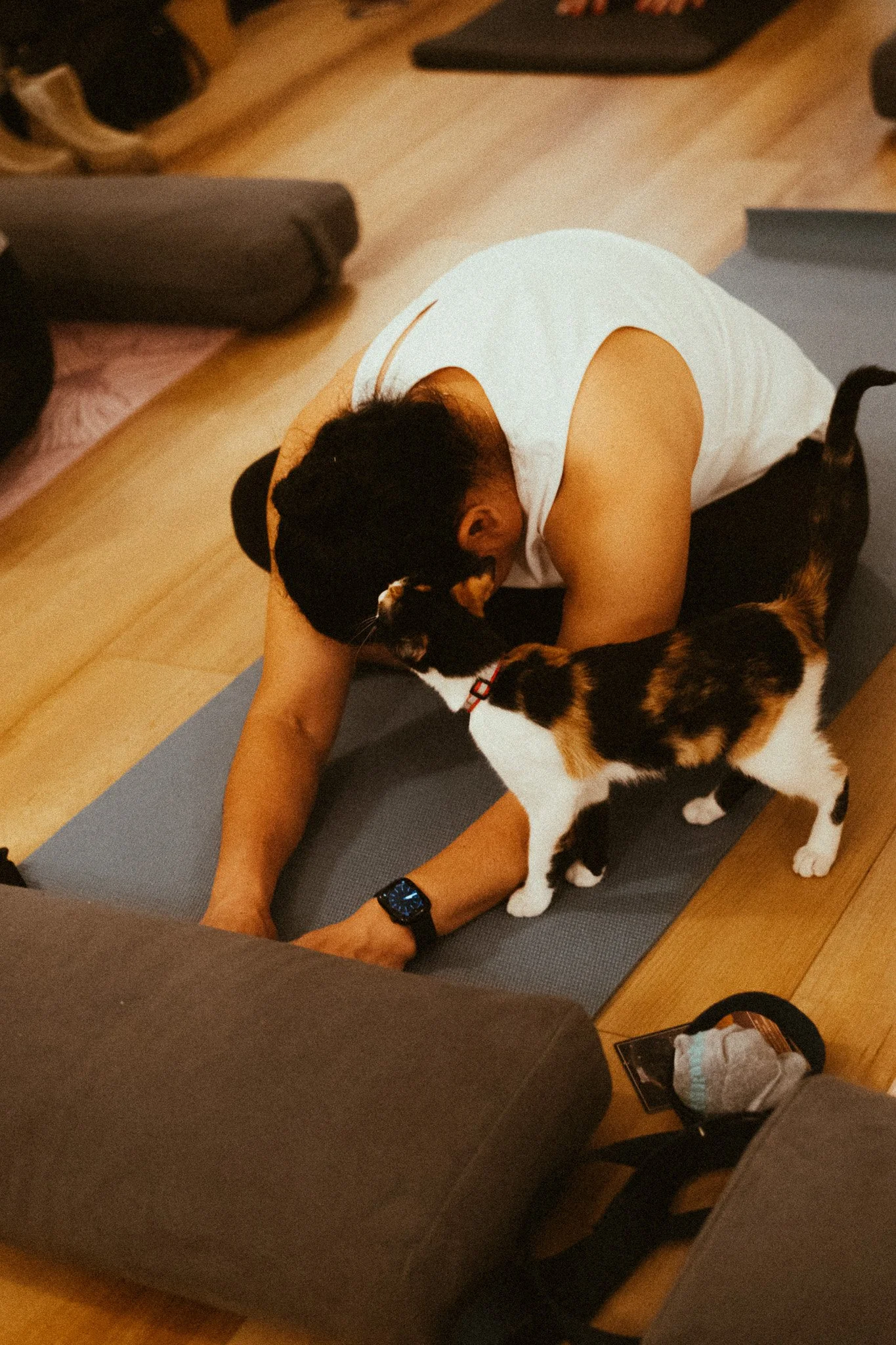kiki yoga_WO_Vday-12.jpg