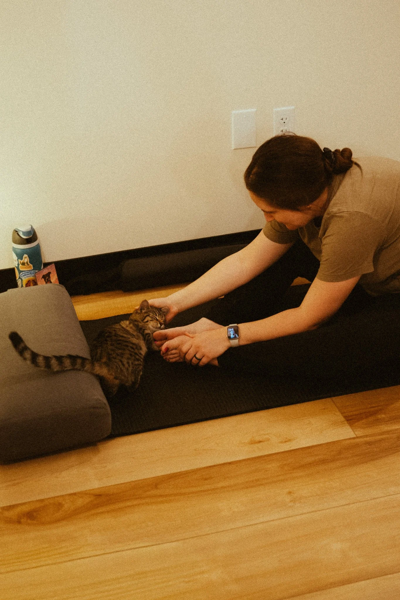 kiki yoga_WO_Vday-15.jpg