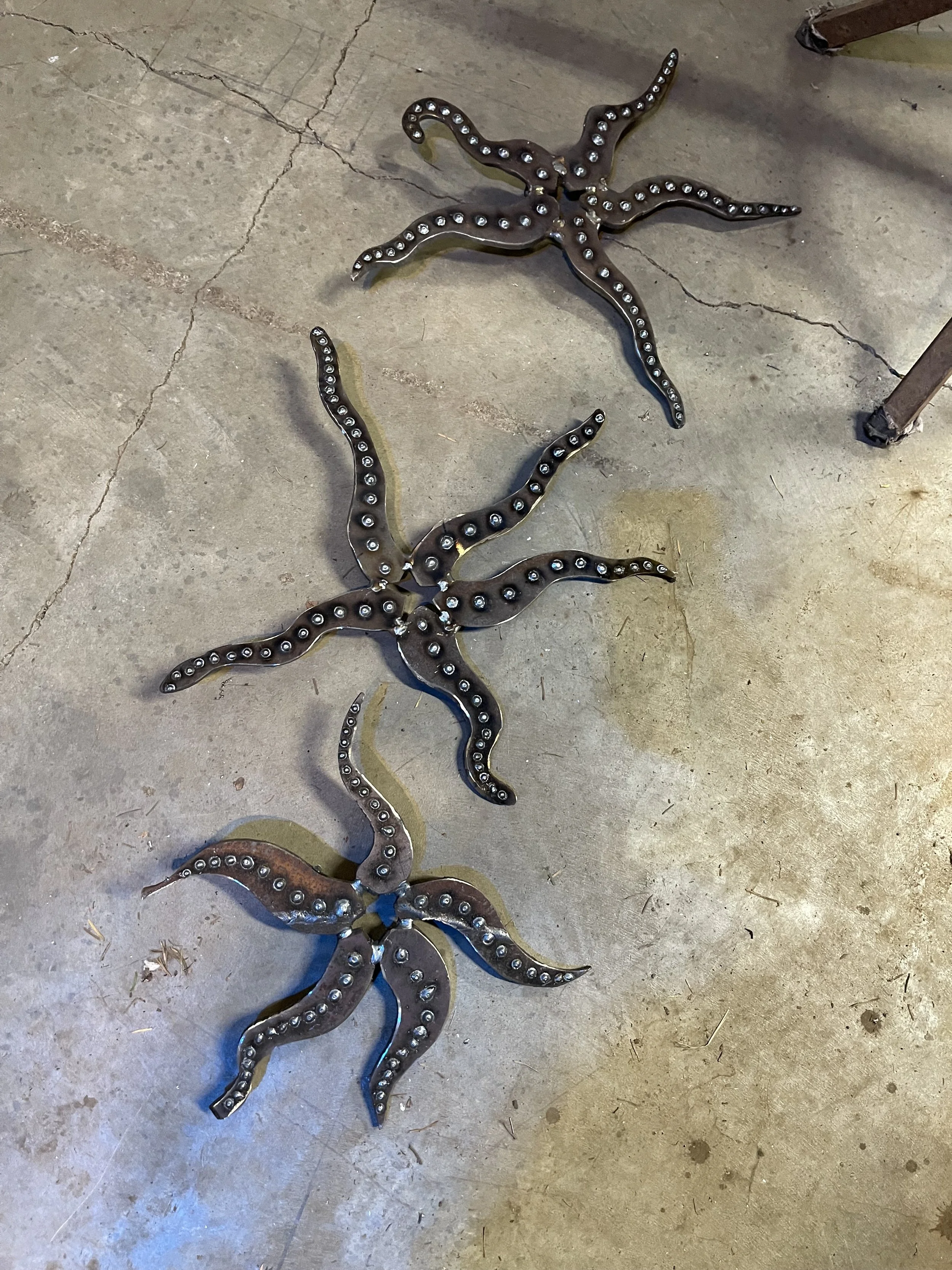 Steel starfish