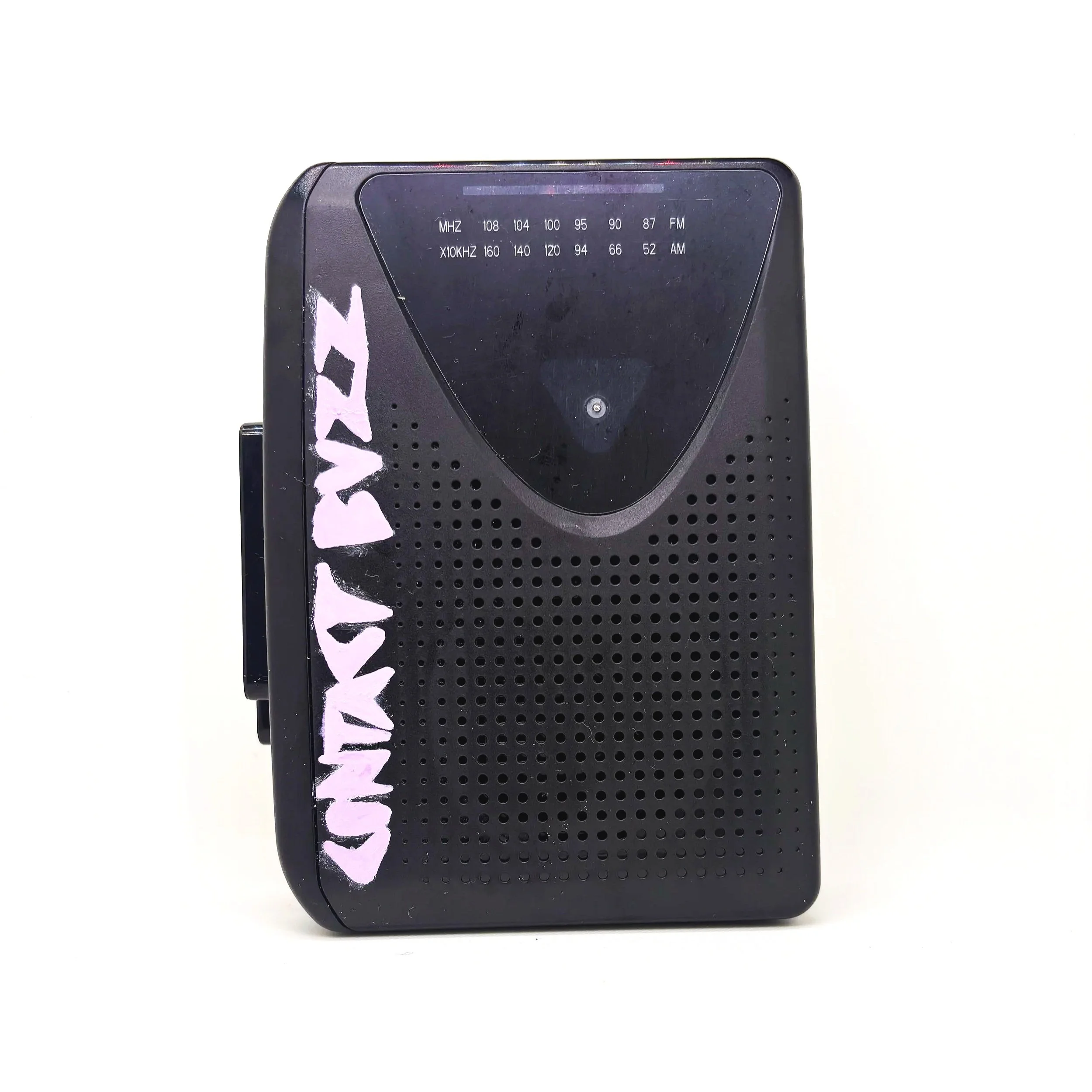 Cassette Player & FM/AM RADIO