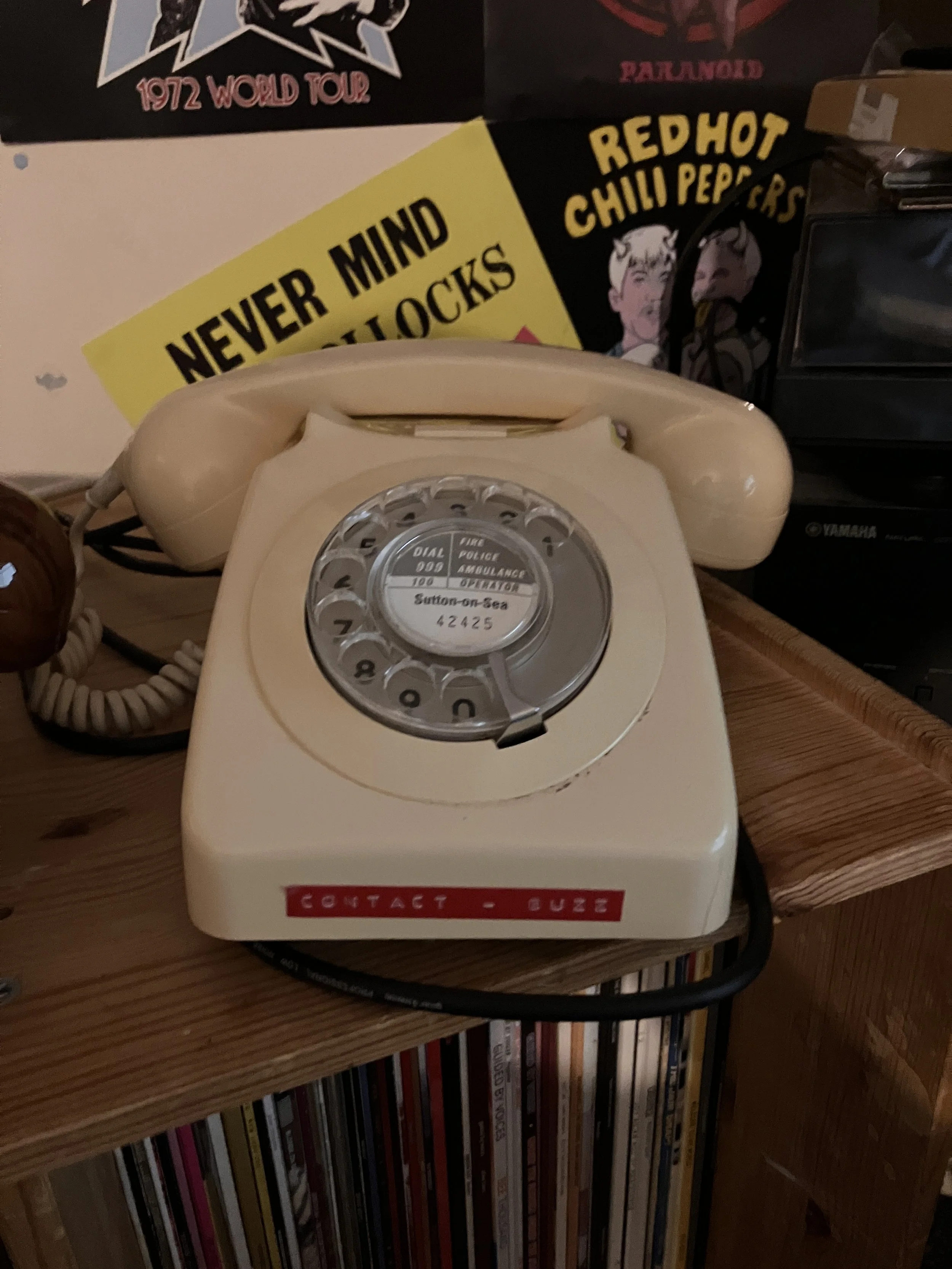 Landline Mic (Cream)