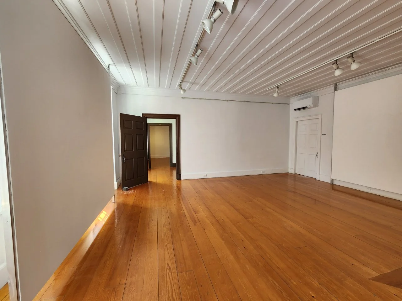 Salle 6 (1er étage)