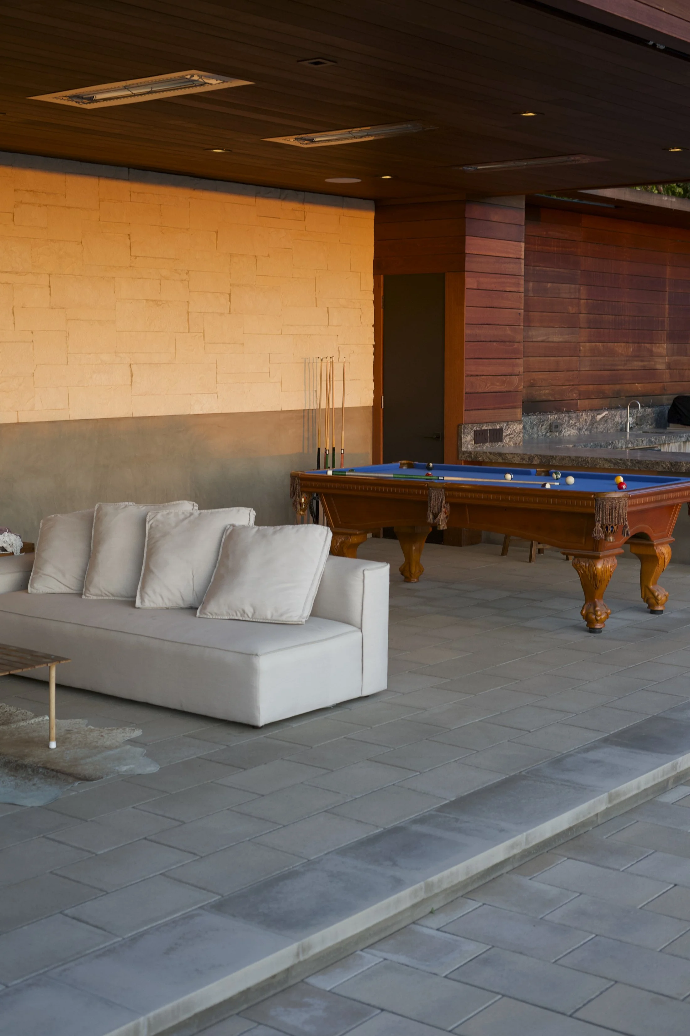 Glorious Golden Glimmer